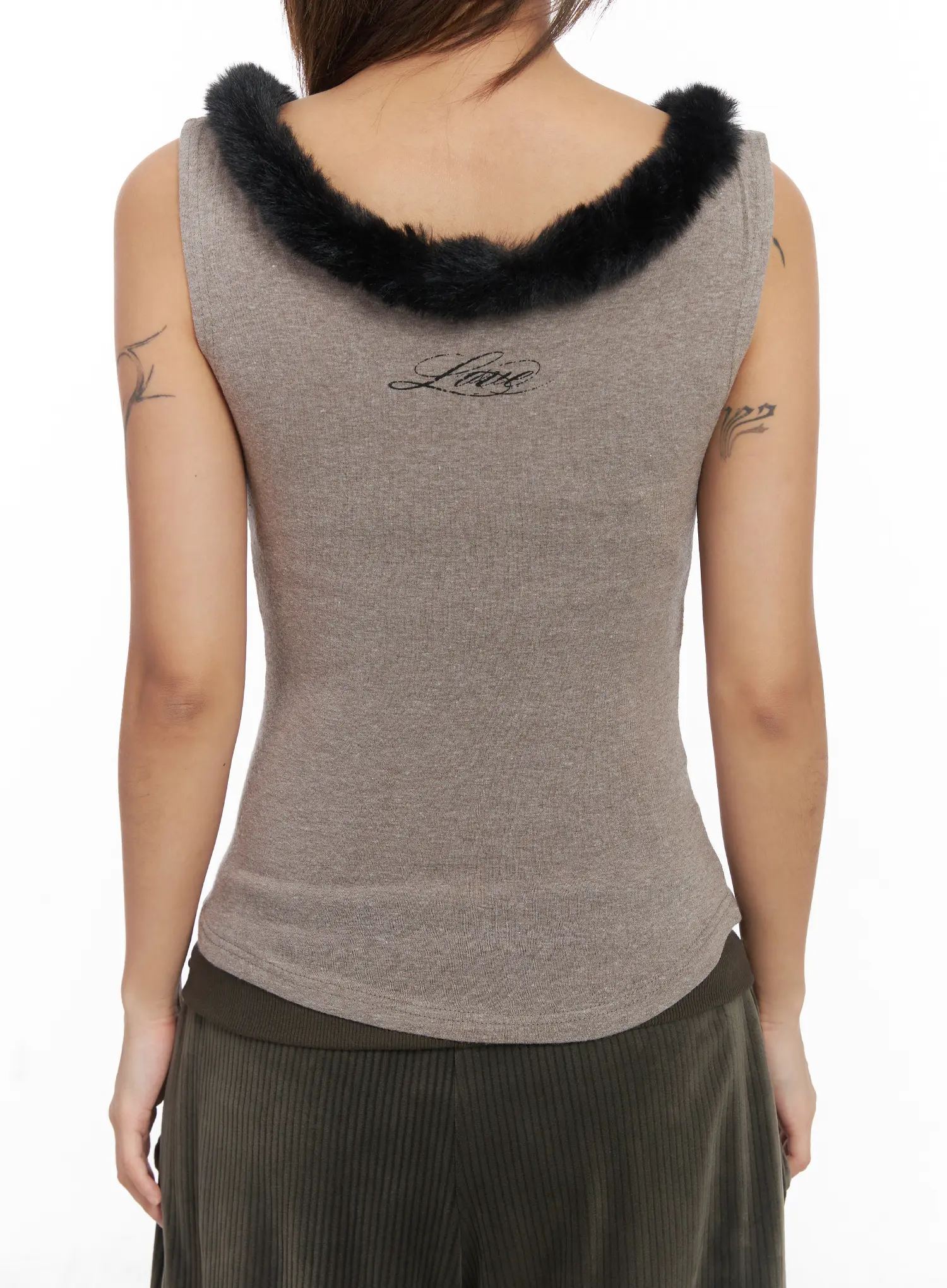 Faux Fur Trim Tank CJ513 - Image 10