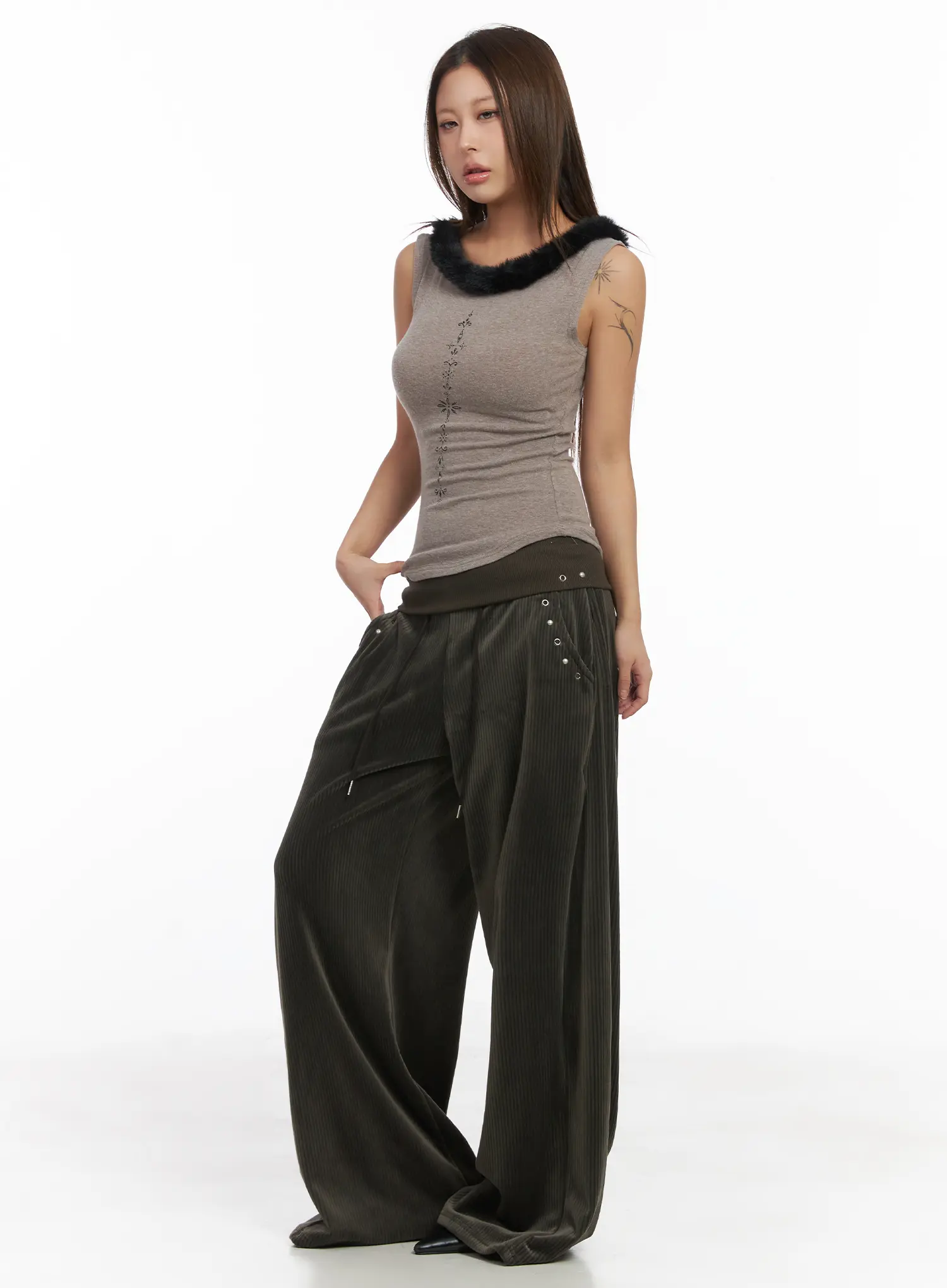 Faux Fur Trim Tank CJ513 - Image 4