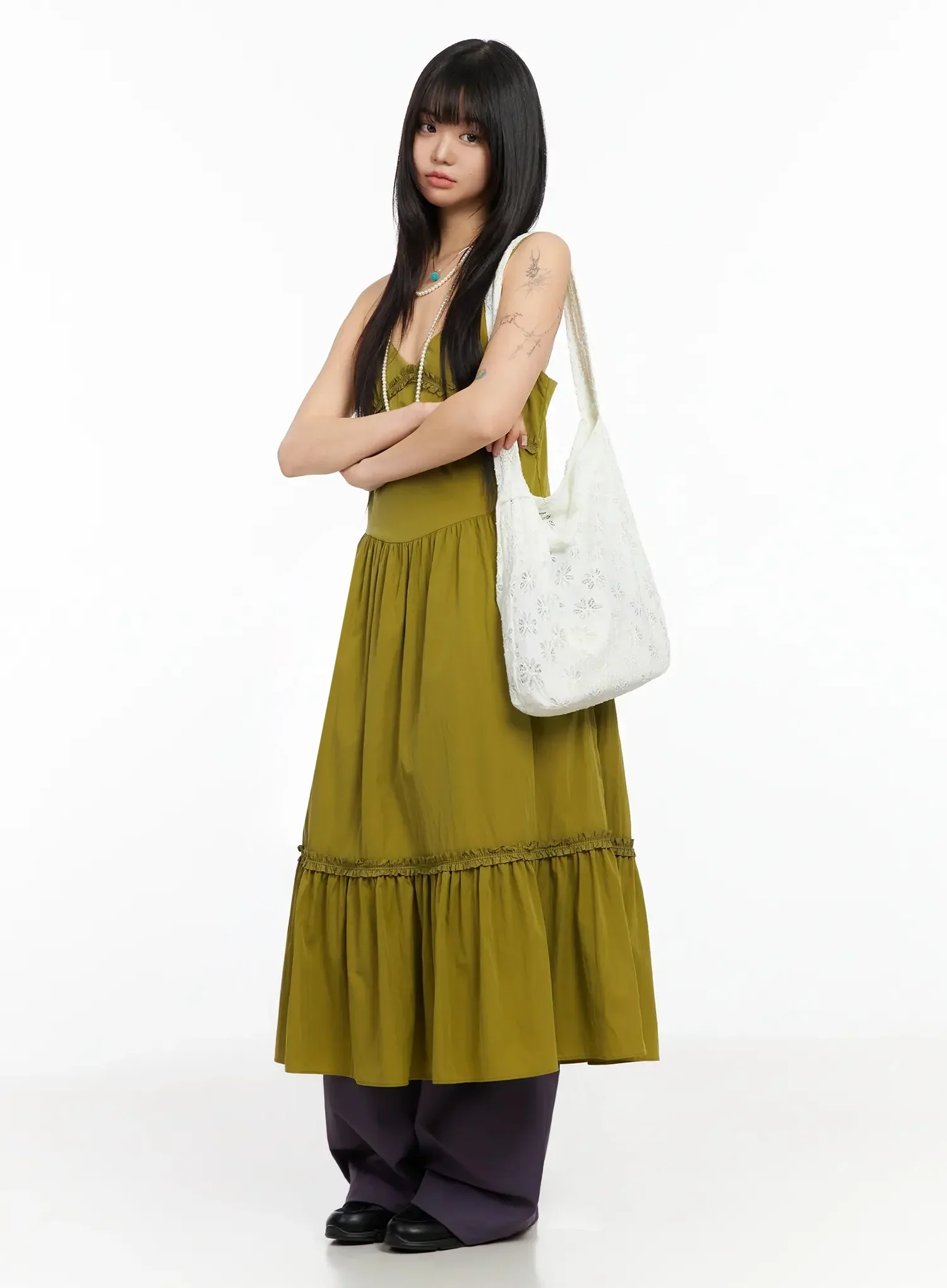 Floral Eyelet Shoulder Tote IA523 - Image 3