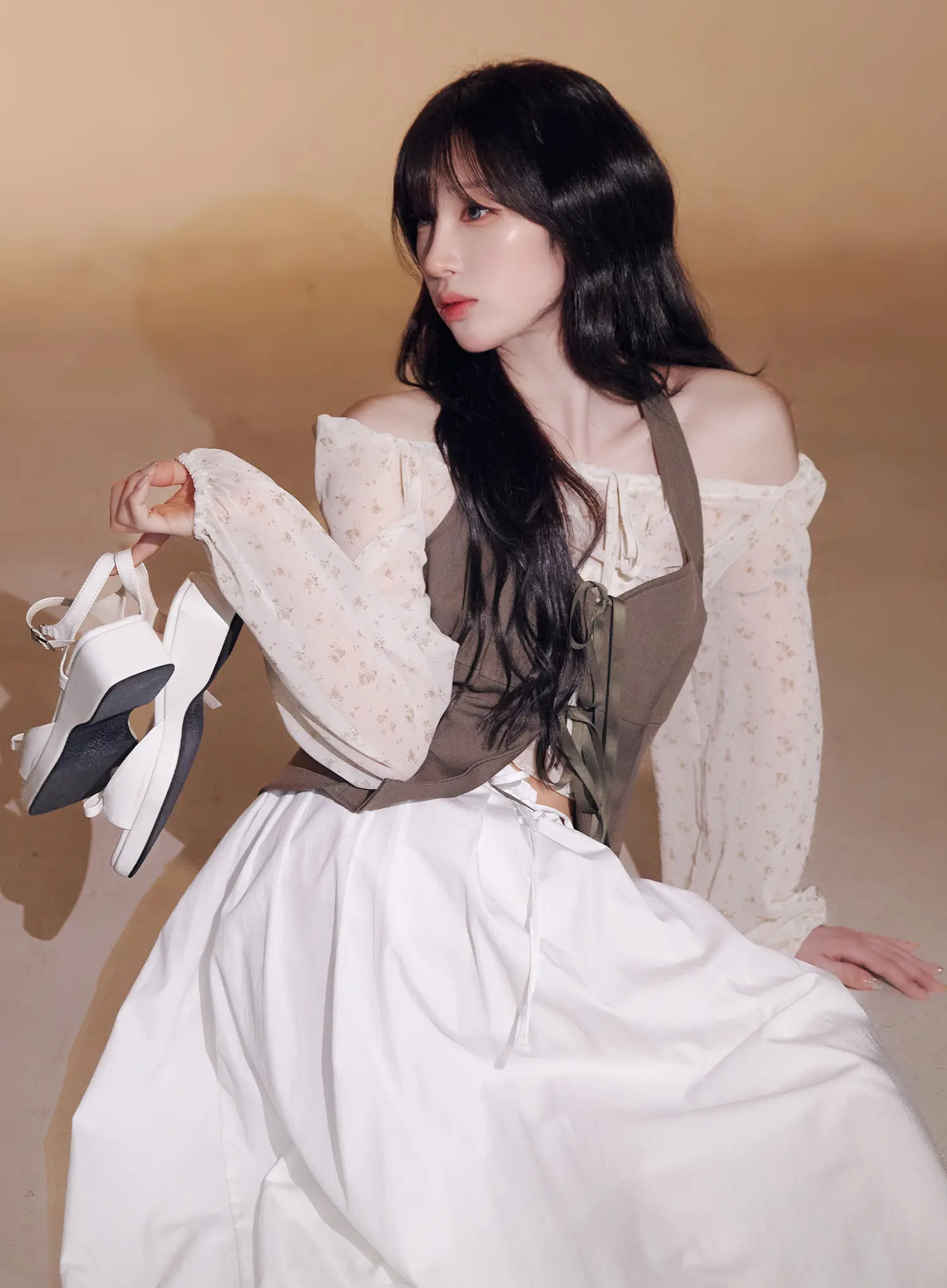 Floral Off-Shoulder Blouse CF519