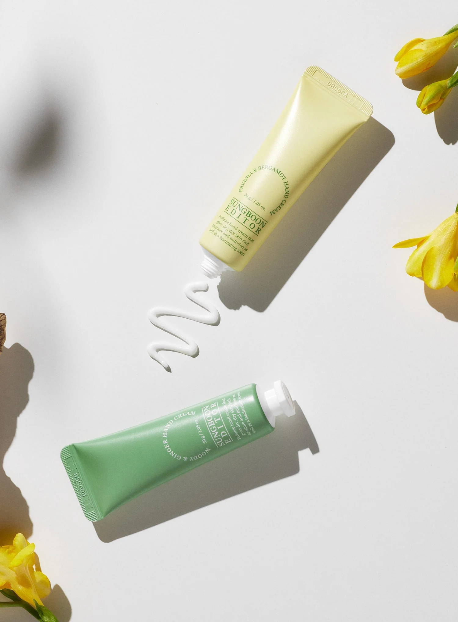 Freesia & Bergamot Handcream (30g) - Image 3