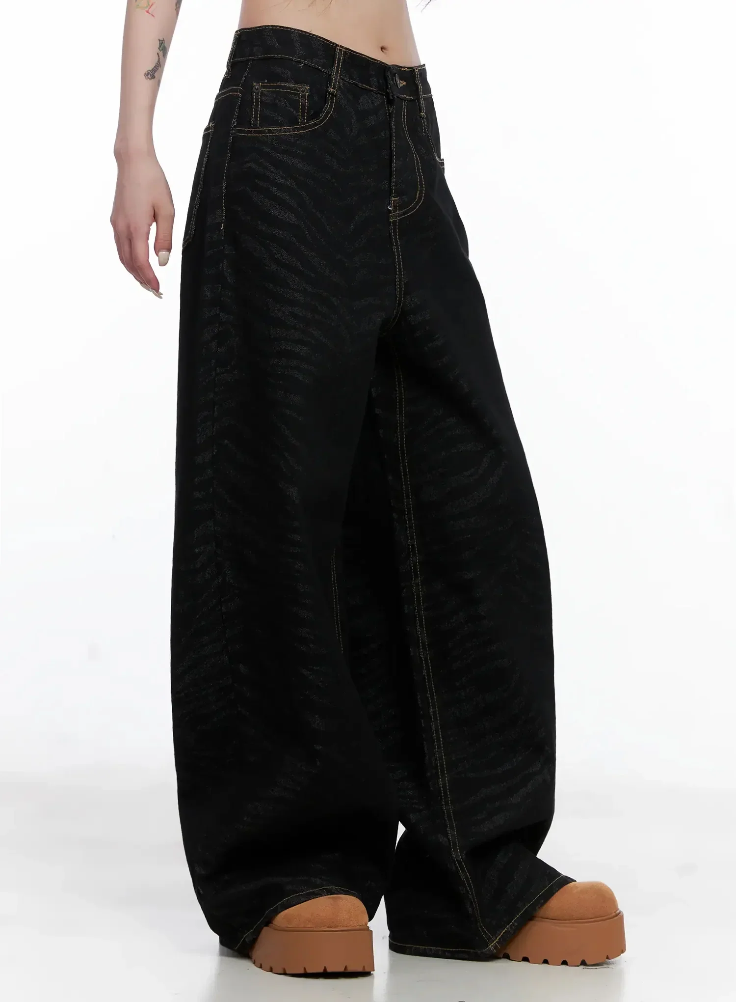 Freyja Animal Print Wide Leg Jeans IS508 - Image 6