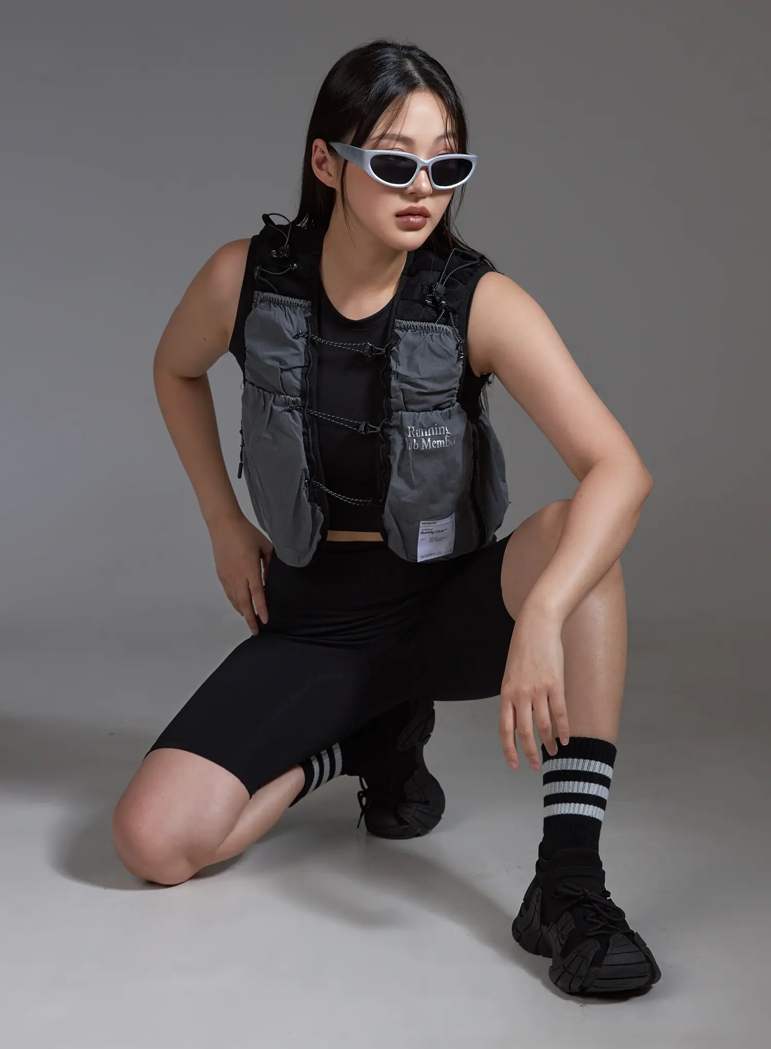 Futuristic Chic Fashion Sunglasses IO517 - Image 6