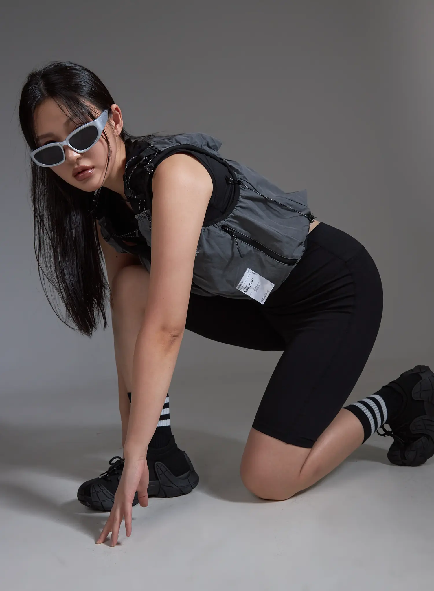 Futuristic Chic Fashion Sunglasses IO517 - Image 7