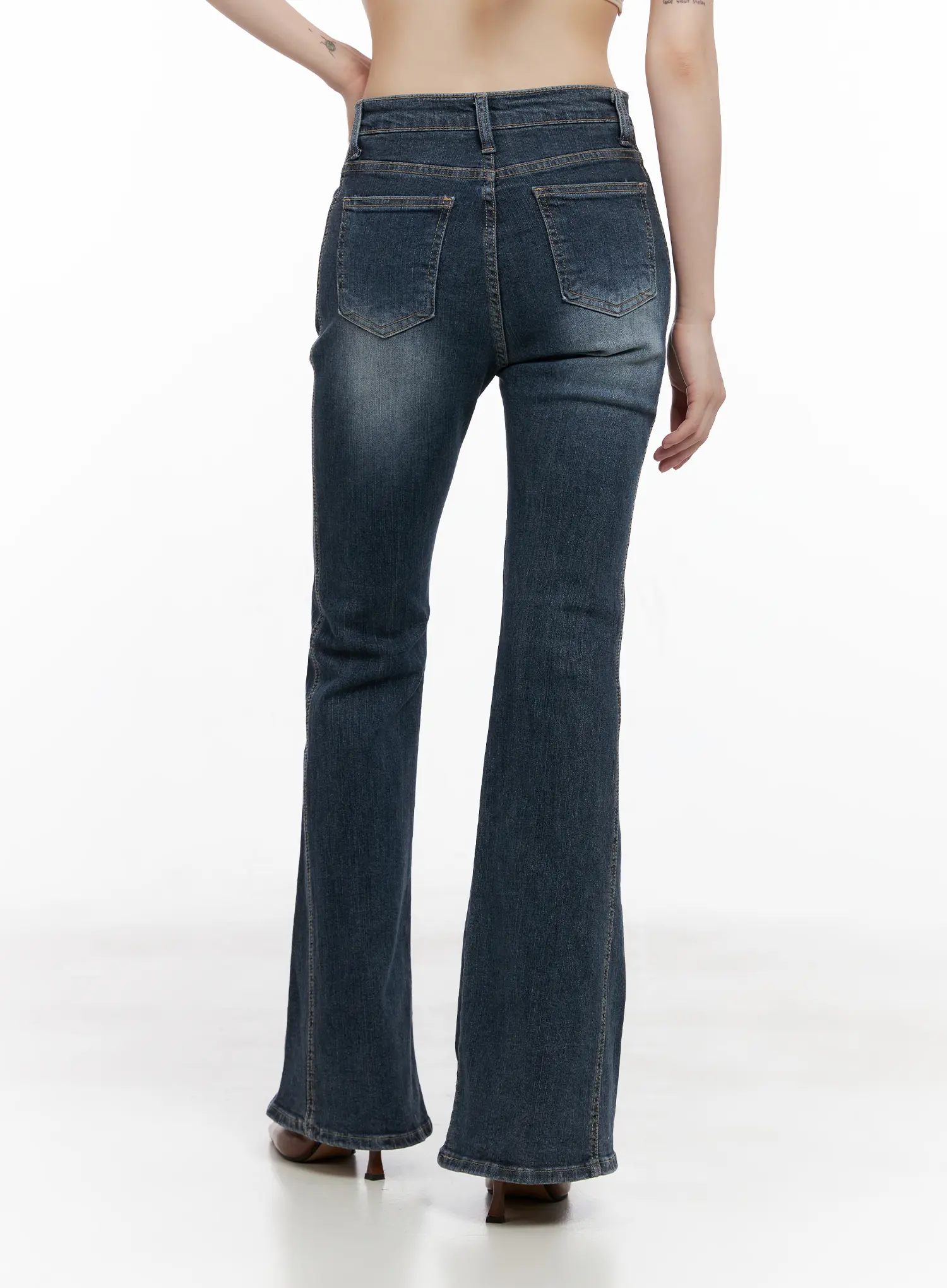 Giana High Waist Flare Jeans CG519 - Image 7