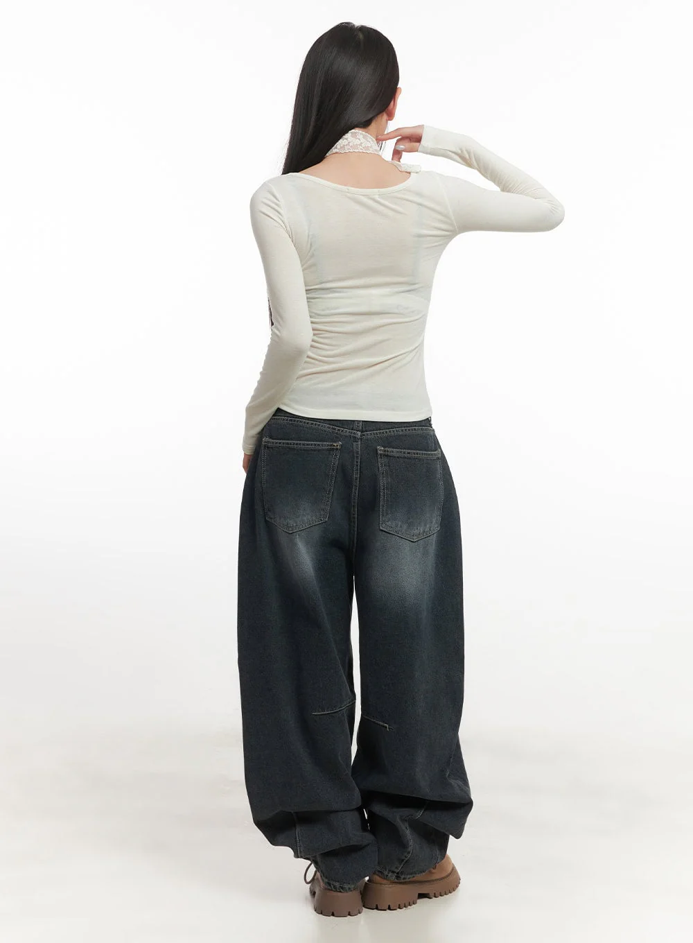 Giselle Stitched Balloon-Fit Jeans CF526 - Image 4