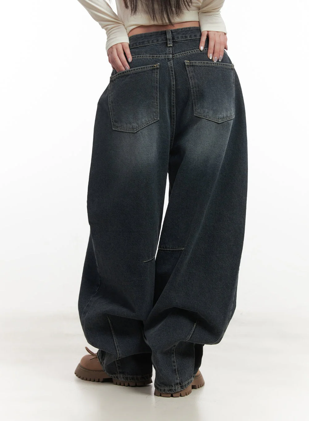 Giselle Stitched Balloon-Fit Jeans CF526 - Image 6