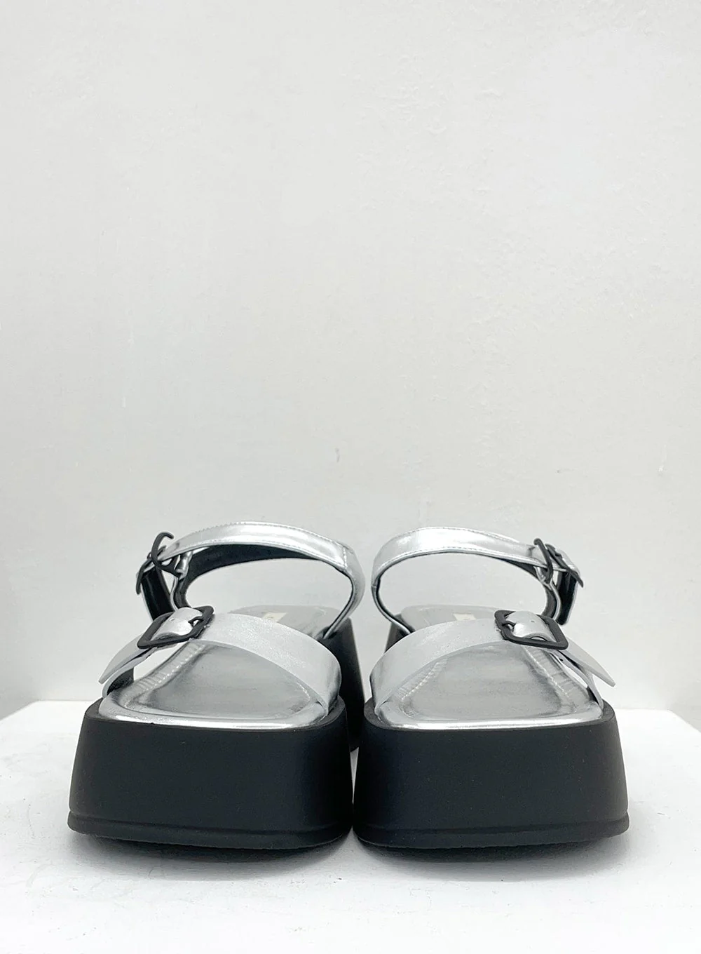 Glossy Double Buckled Chunky Platform Sandals OU14 - Image 17