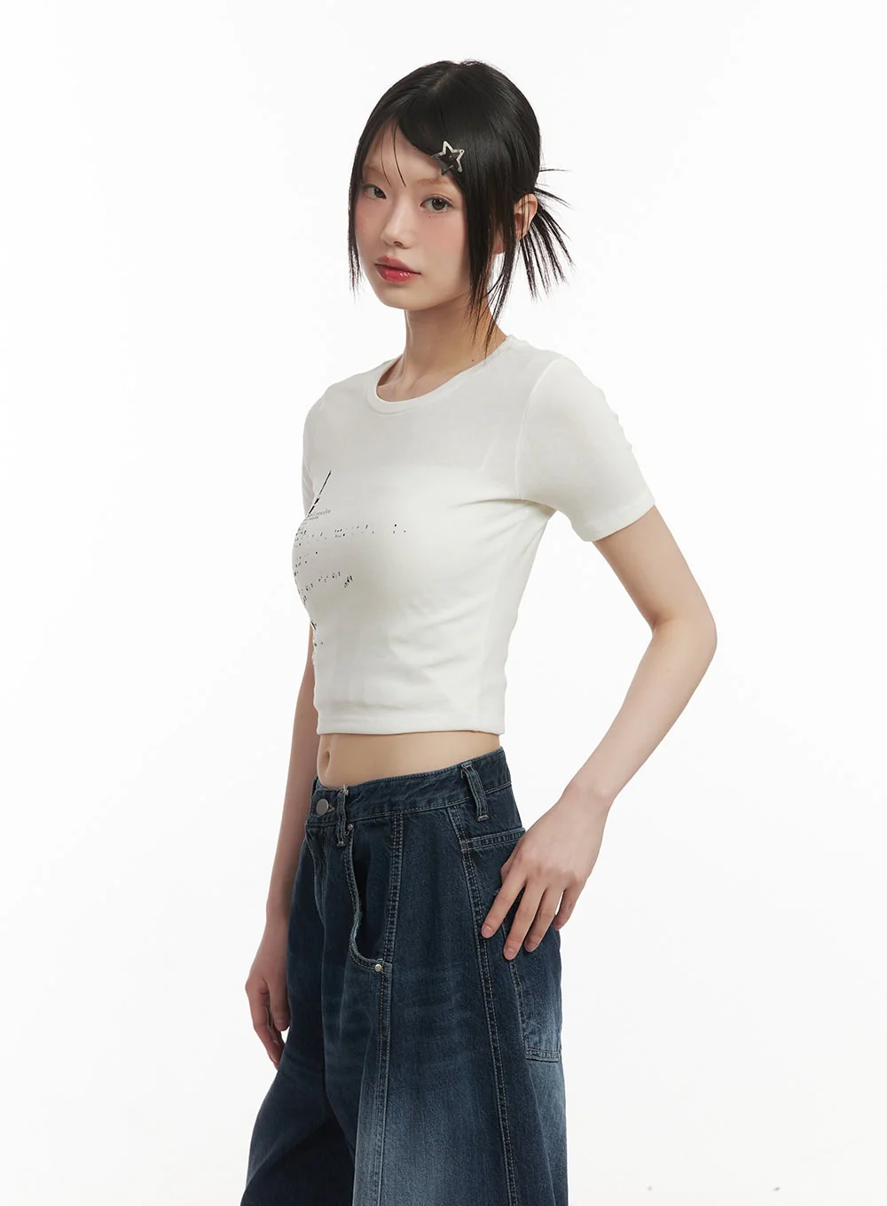 Graphic Essential Crop Top CF519 - Image 4