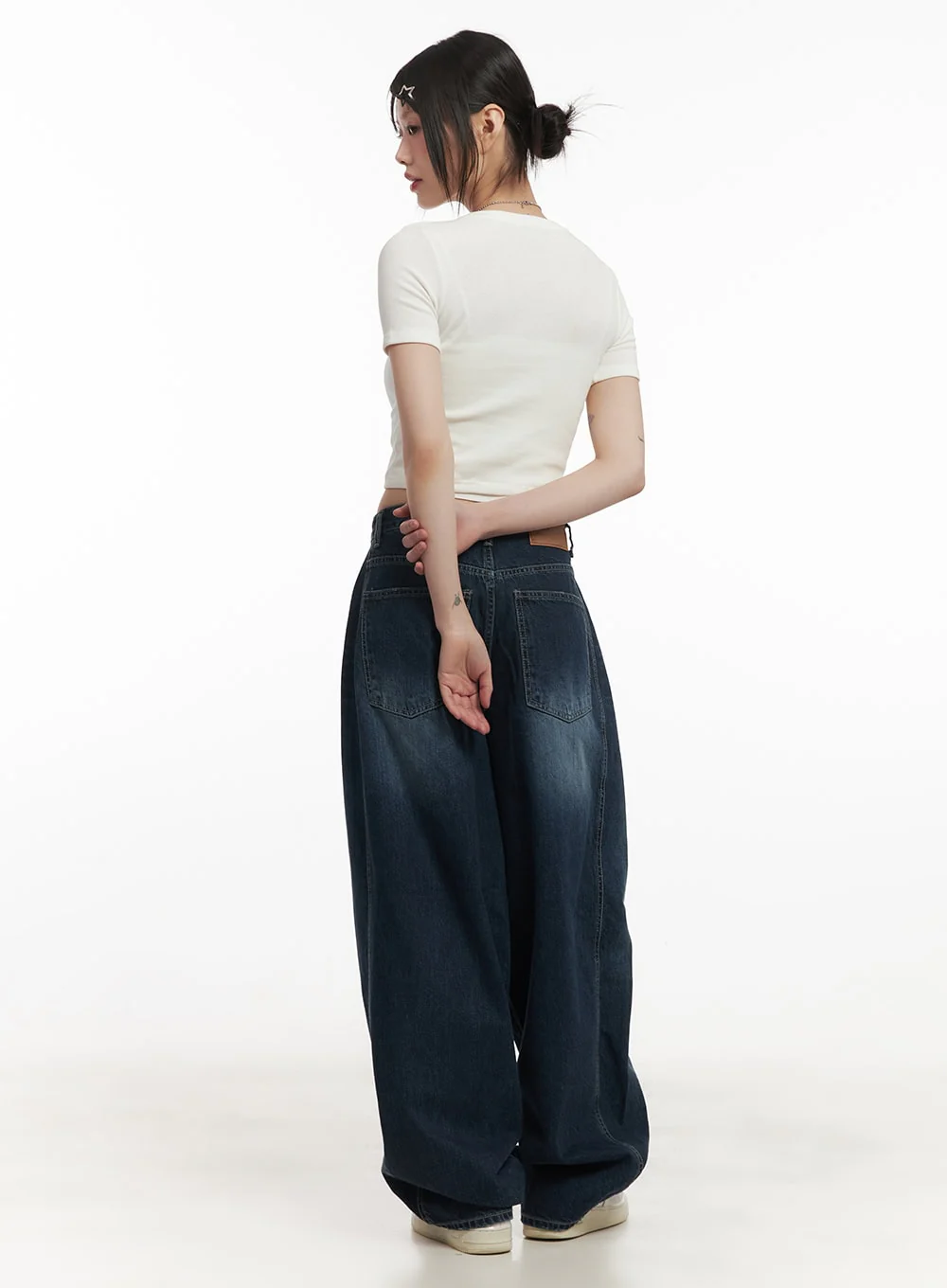 Graphic Essential Crop Top CF519 - Image 7