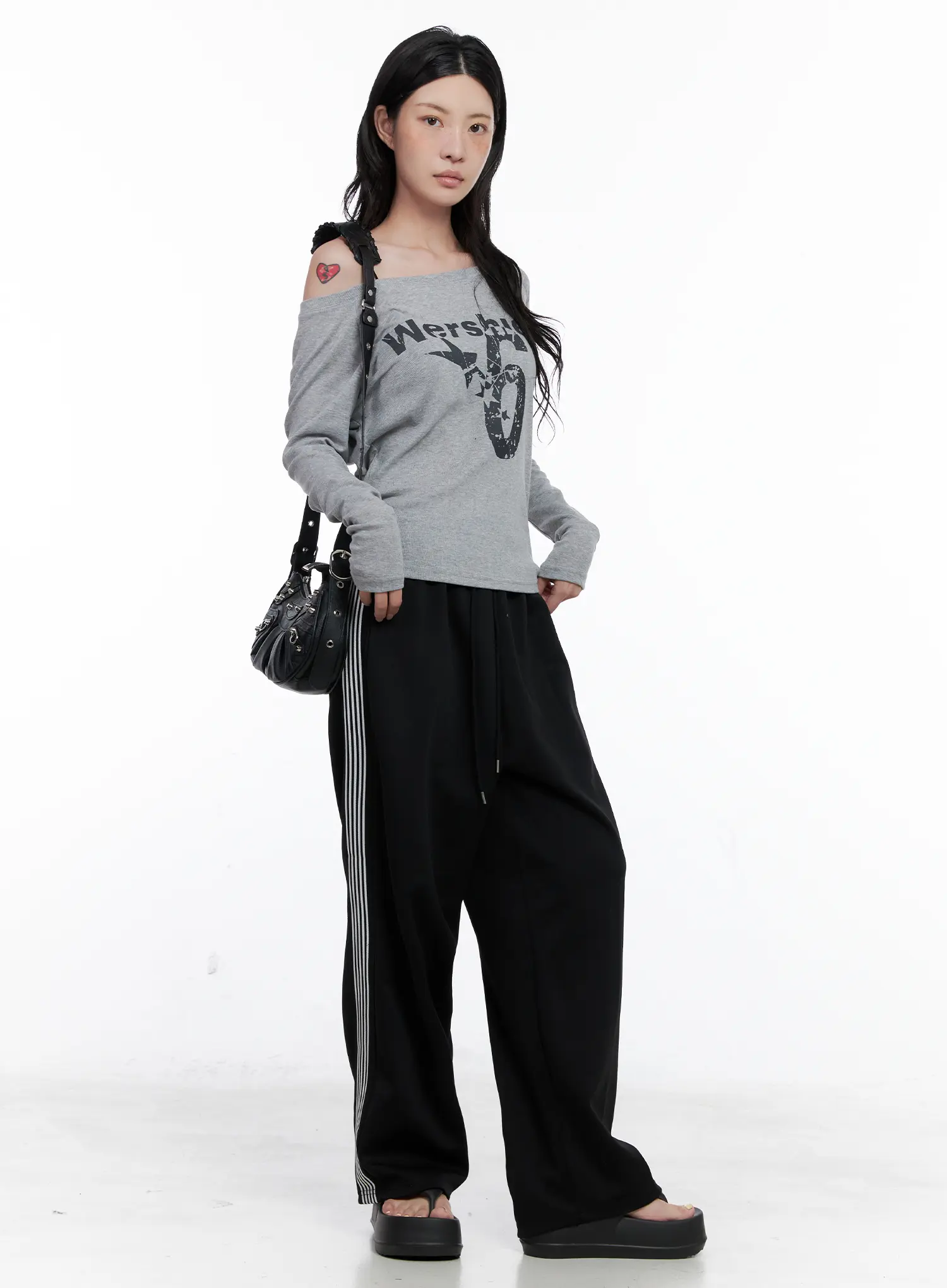 Graphic Off-Shoulder Long Sleeve Shirt CS529 - Image 3