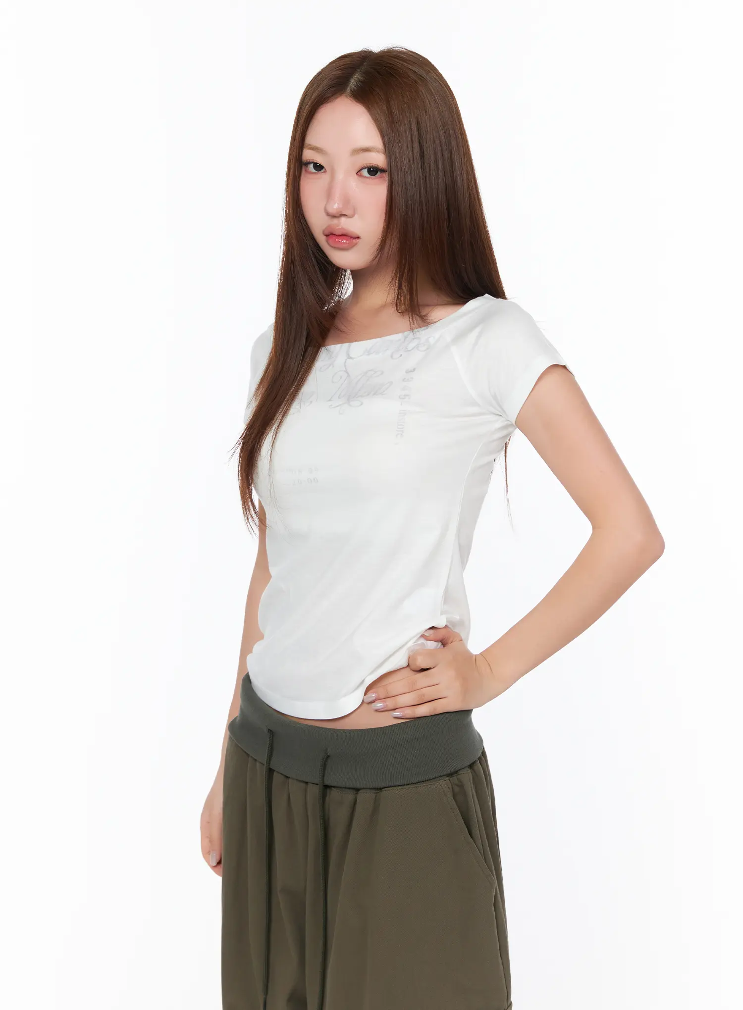 Graphic Off-Shoulder Top CA515 - Image 7
