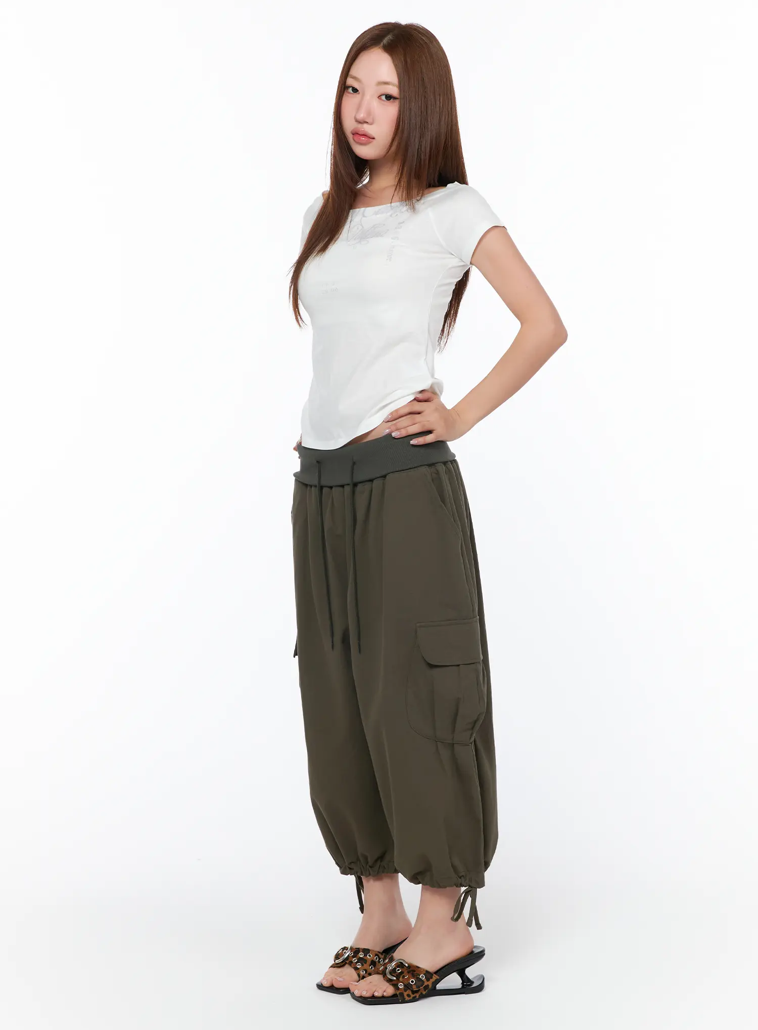 Graphic Off-Shoulder Top CA515 - Image 8