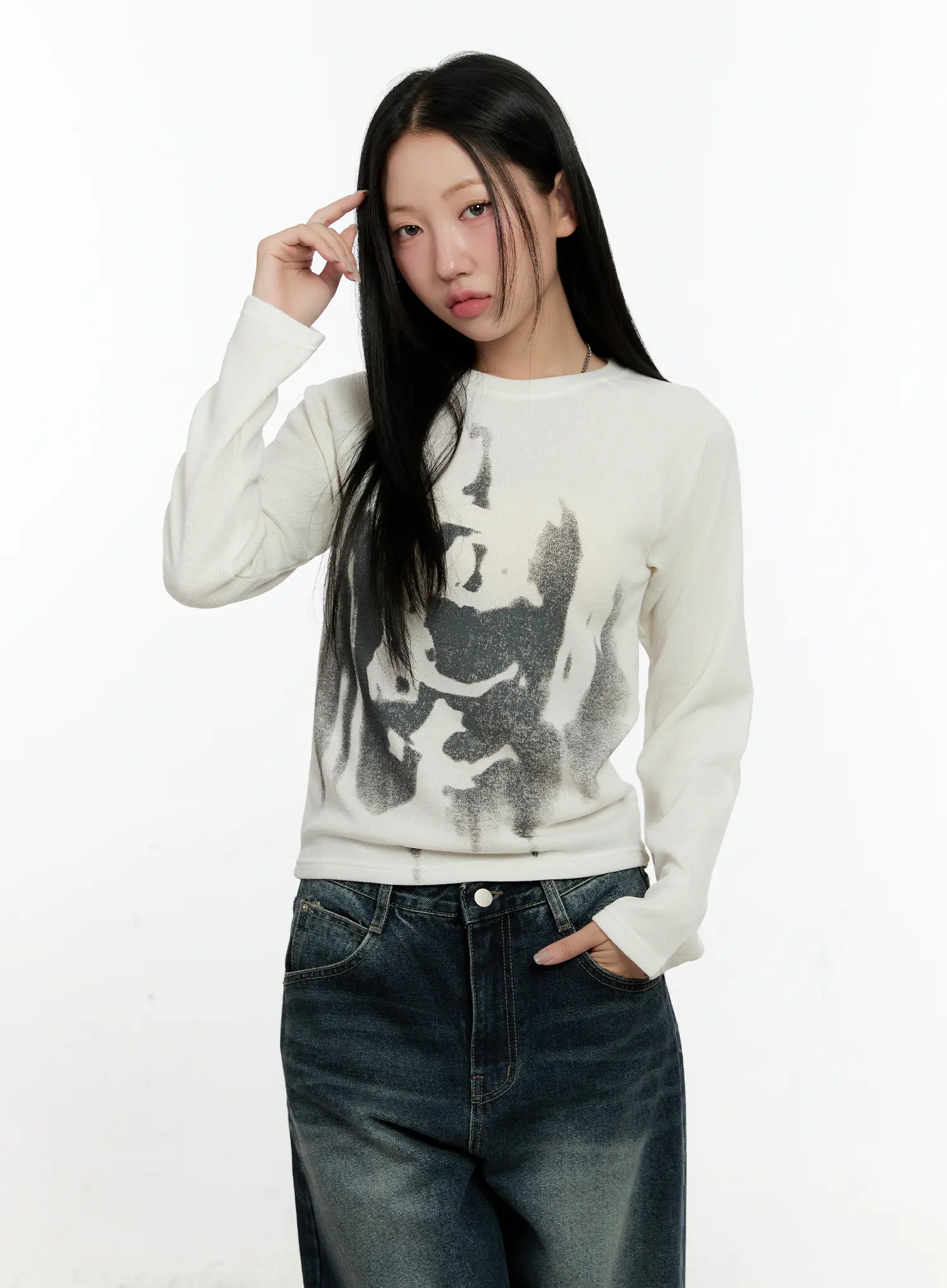 Graphic Print Long Sleeve Tee CN505 - Image 2