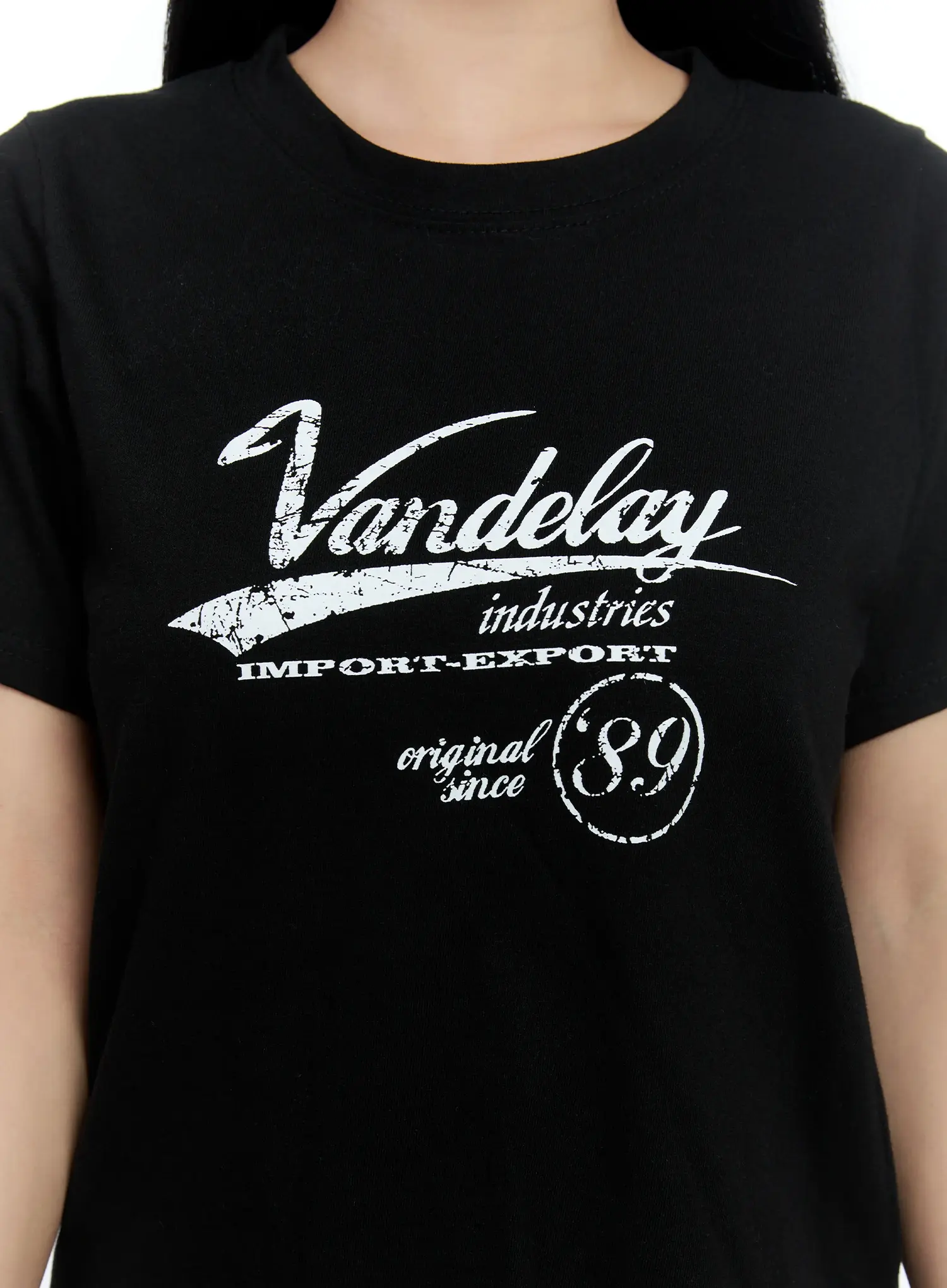 Graphic Short-Sleeve Statement Shirt CL530 - Image 8