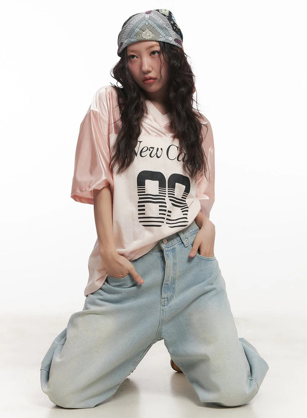 Graphic V-Neck Oversized Tee CA518