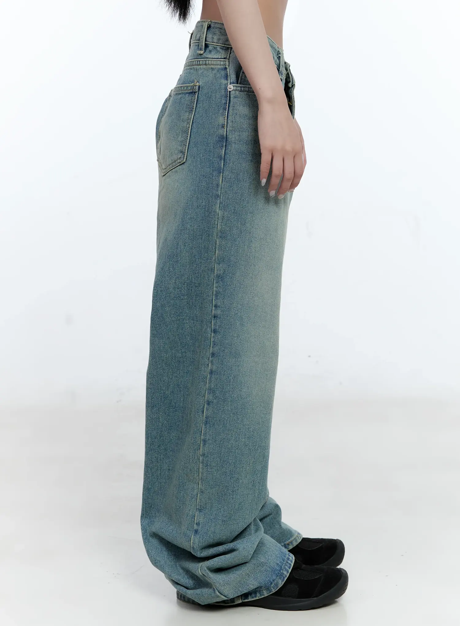 Haeun Wide-Leg Denim Jeans CG501 - Image 4