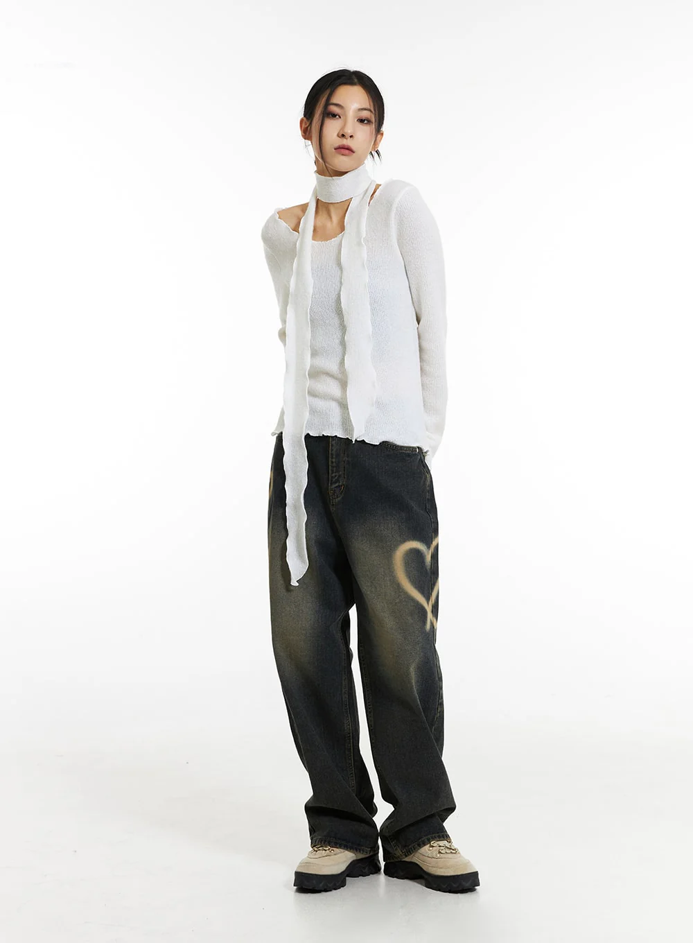 Heart-Bleached Wide Leg Jeans IN308 - Image 6