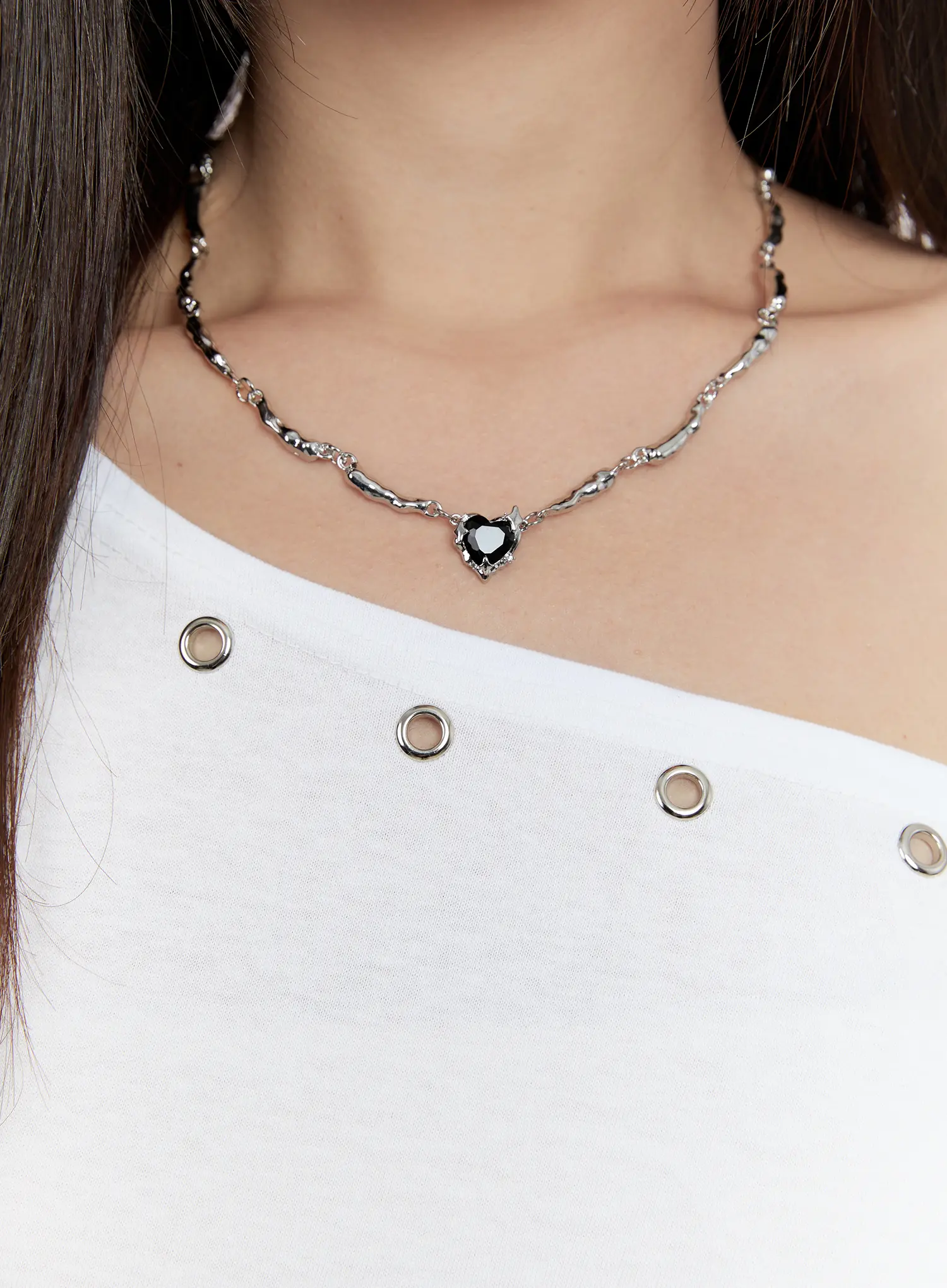 Heart Chain Necklace CG501 - Image 2