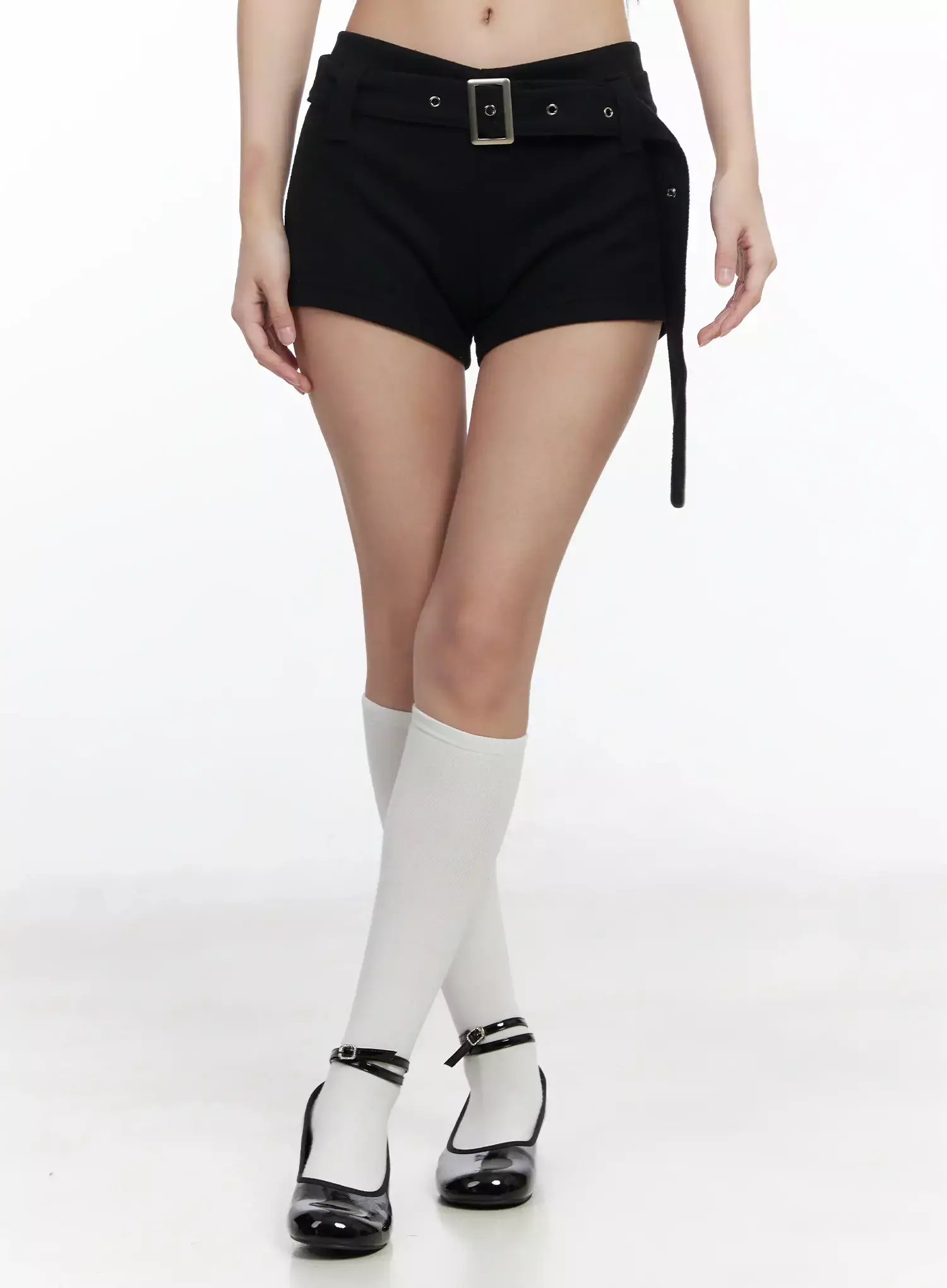 High-Waist Belted Shorts IM502 - Image 5