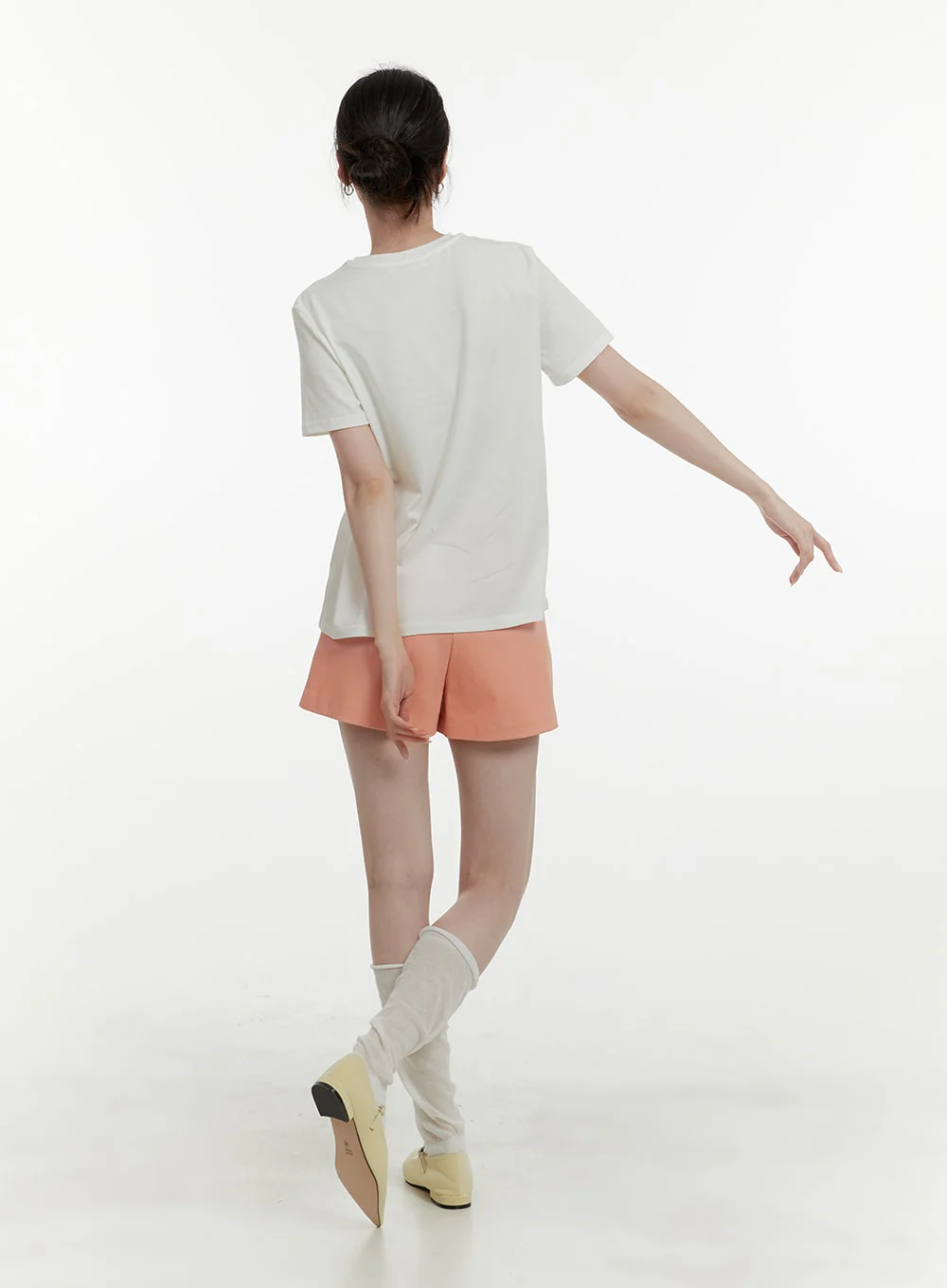 High Waist Solid Shorts OA405 - Image 4
