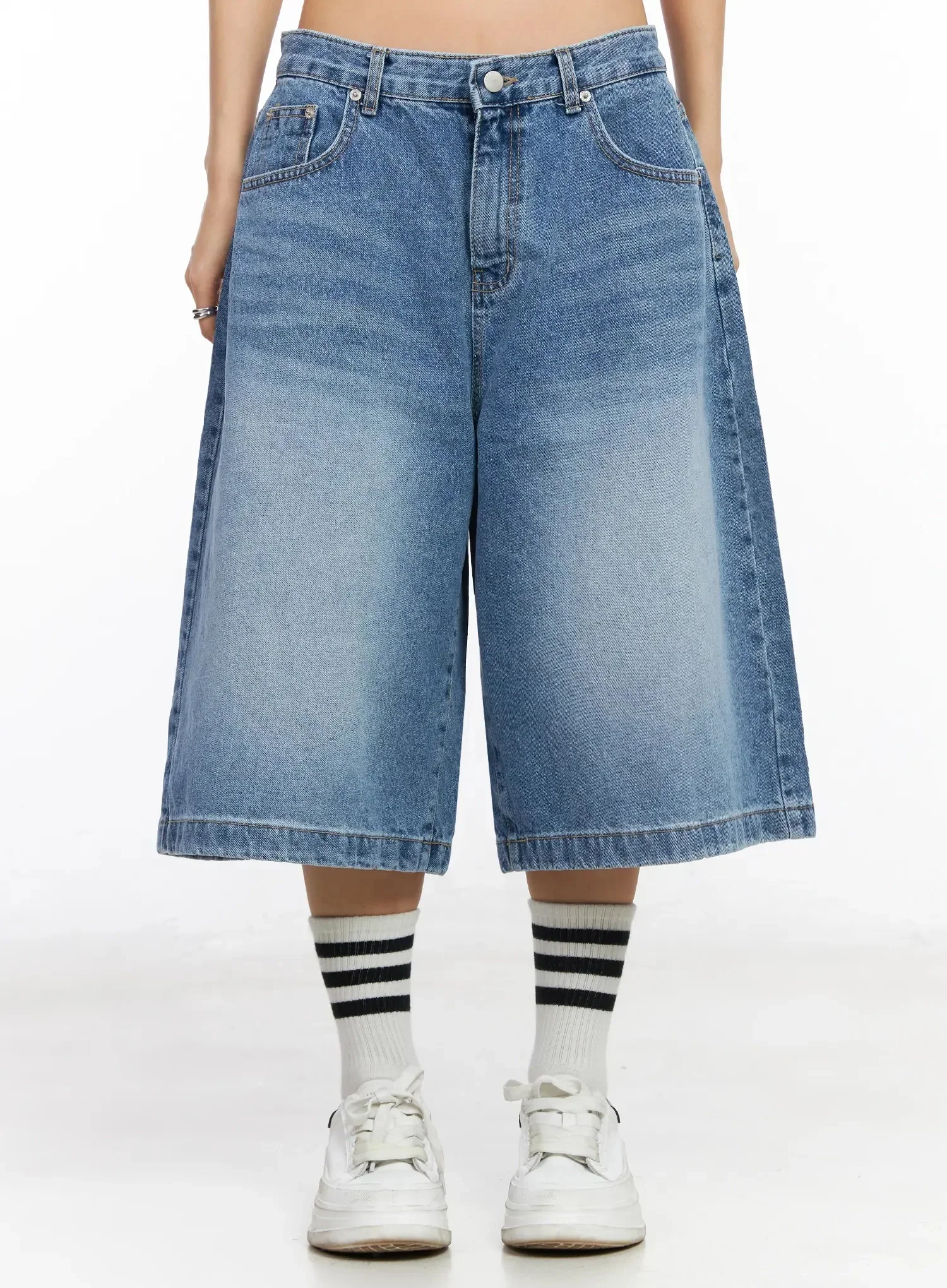 High-Waist Washed Wide-Leg Jorts IA507
