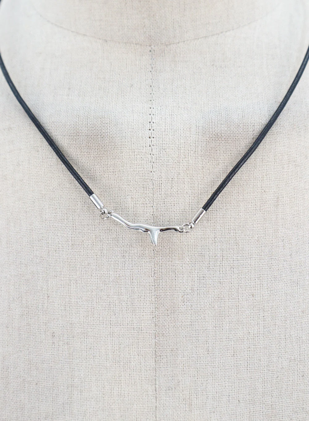 Horn Necklace CA310 - Image 7