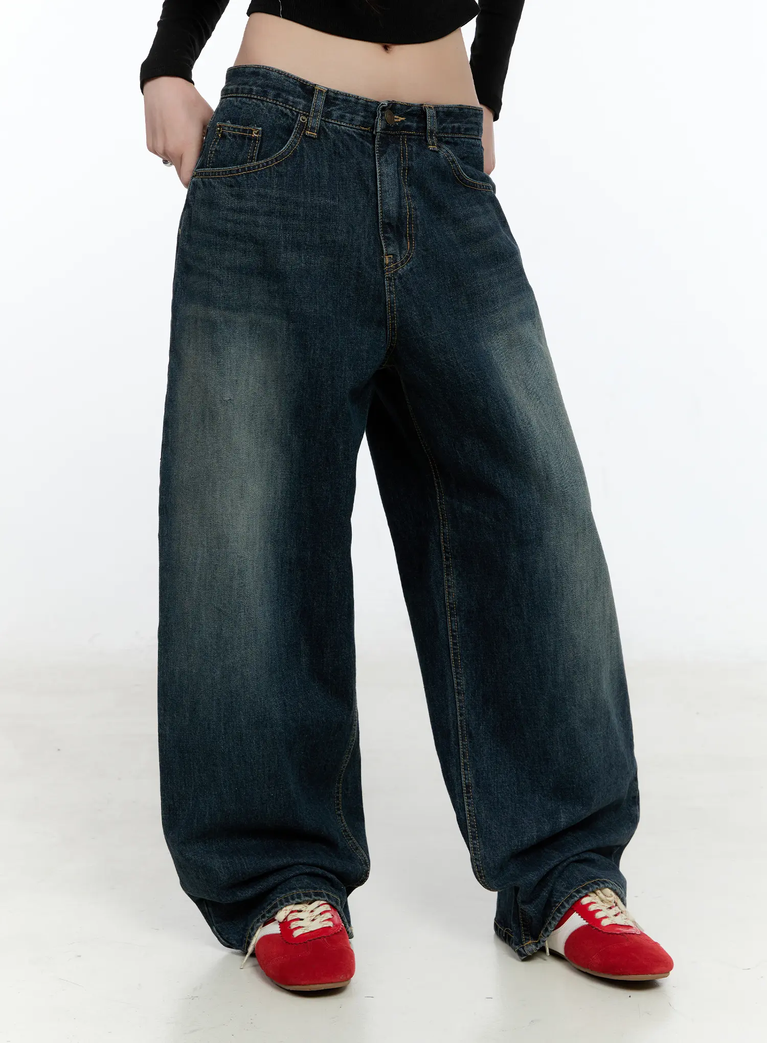 Hunter Washed Wide Leg Jeans CN517 - Image 11