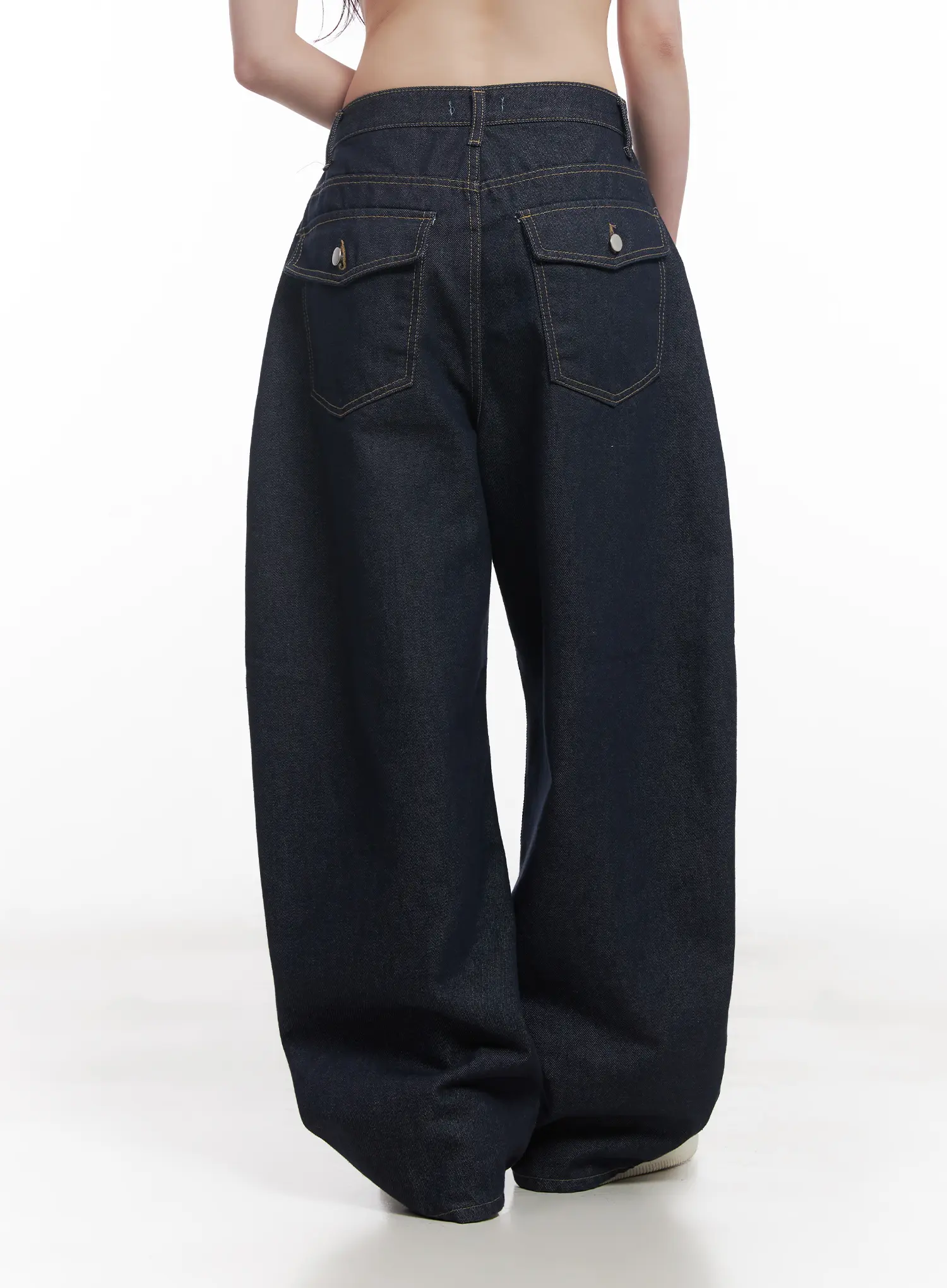 Hyein No-Fade Relaxed-Fit Jeans CU519 - Image 6