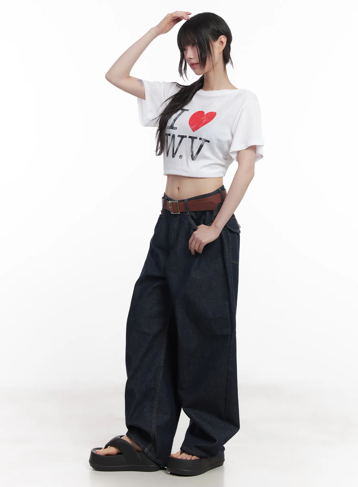 Hyein No-Fade Relaxed-Fit Jeans CU519 - Image 9