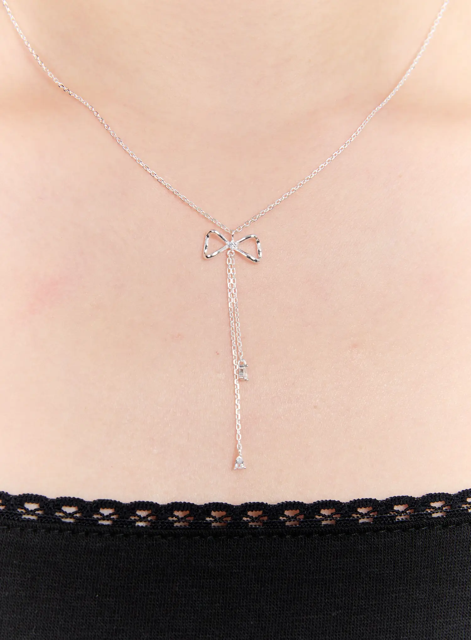 Iris Beam Necklace IU527