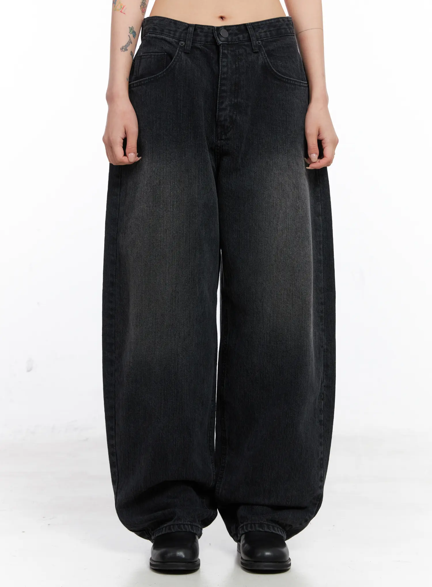 Ivey Washed Baggy Jeans CC1809