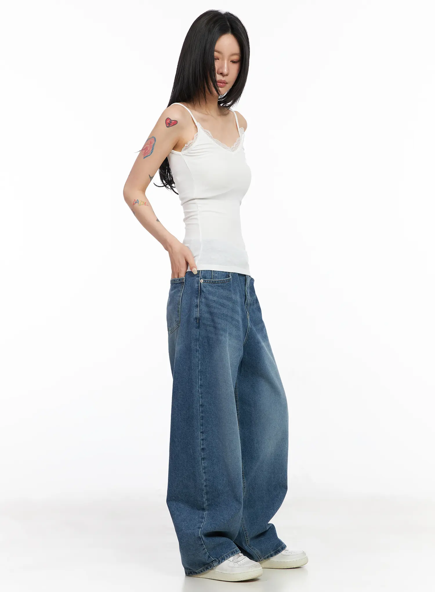 Jieu Vintage-Washed Wide Leg Jeans CM516 - Image 5