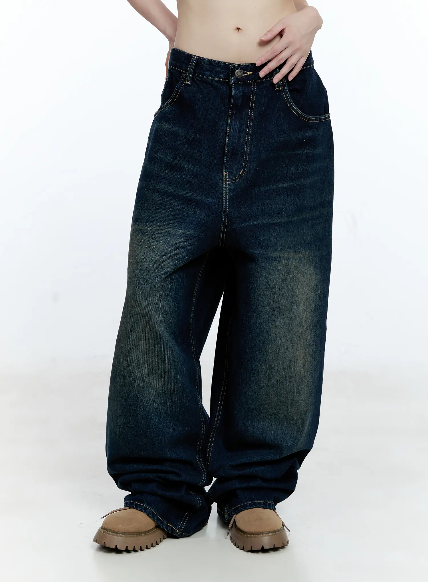 Jinnie Washed Wide-Leg Jeans CG511 - Image 10