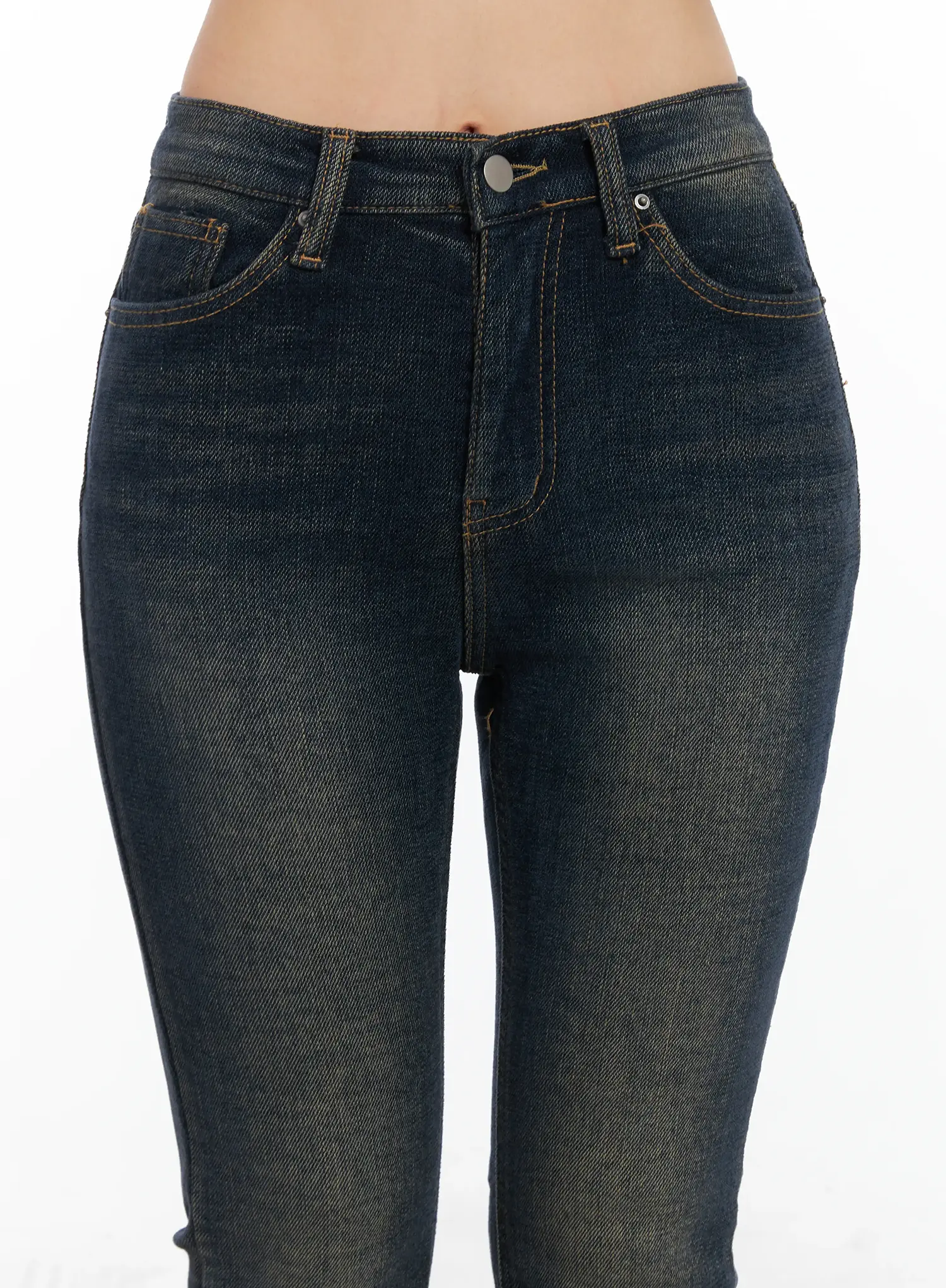 Jordyn High-Waist Bootcut Jeans CD502 - Image 3