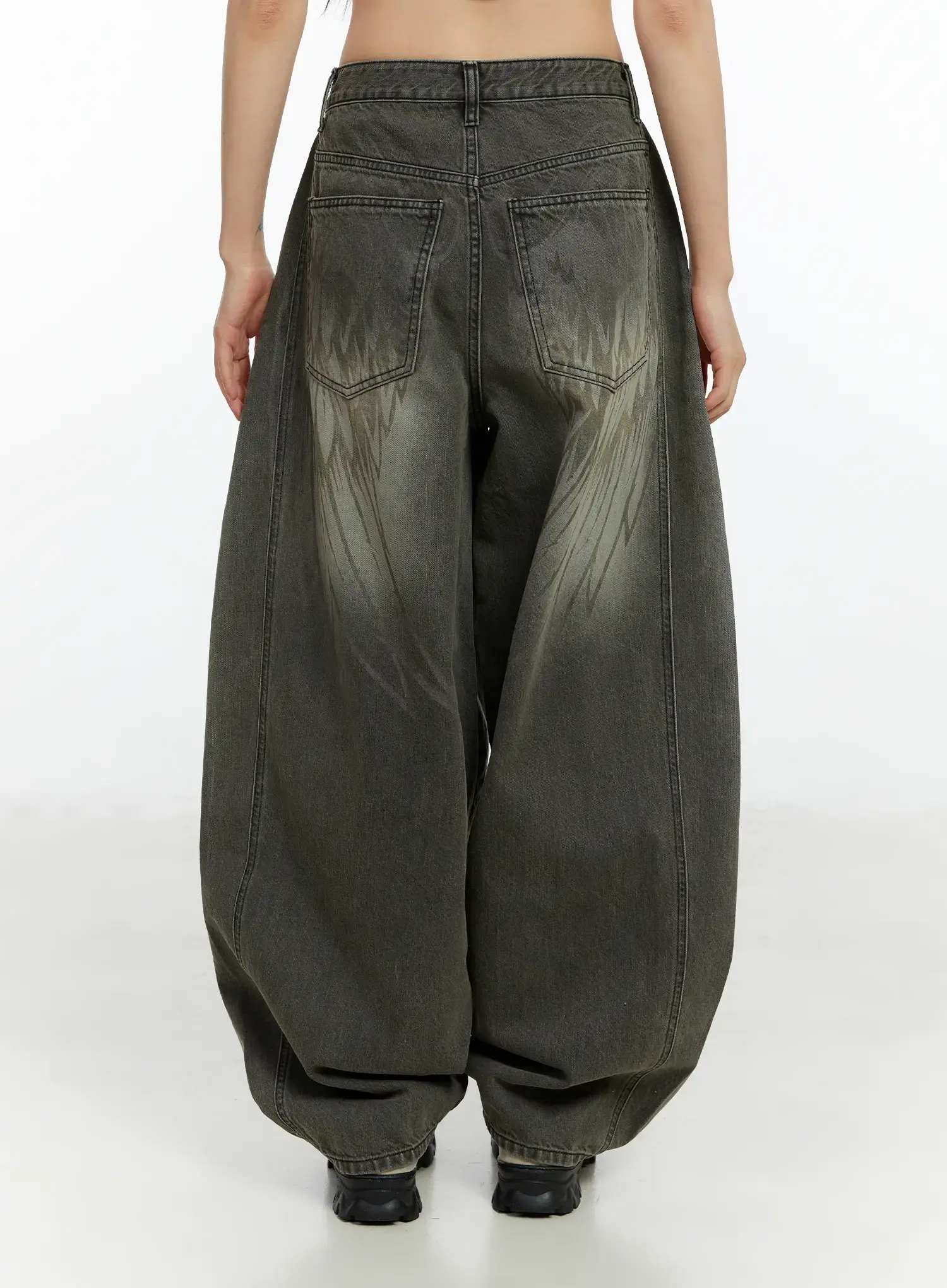 Karter Angel Wing Washed Wide Leg Jeans CF509 - Image 4