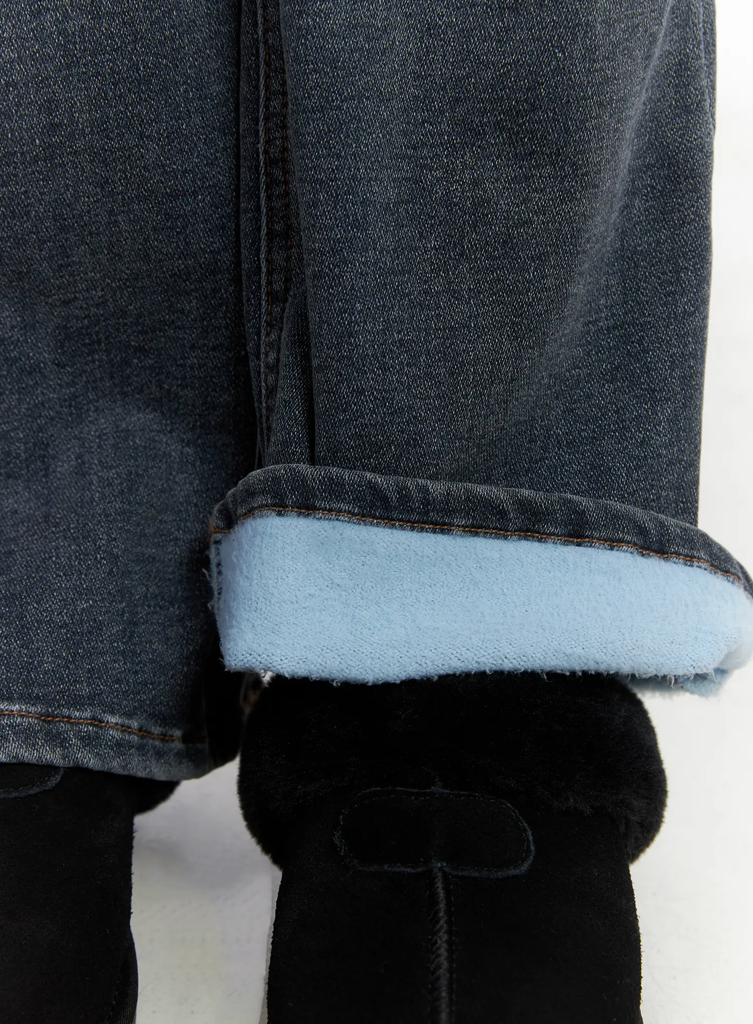 Kiera Low-Rise Fleece-Lined Bootcut Jeans CD509 - Image 3
