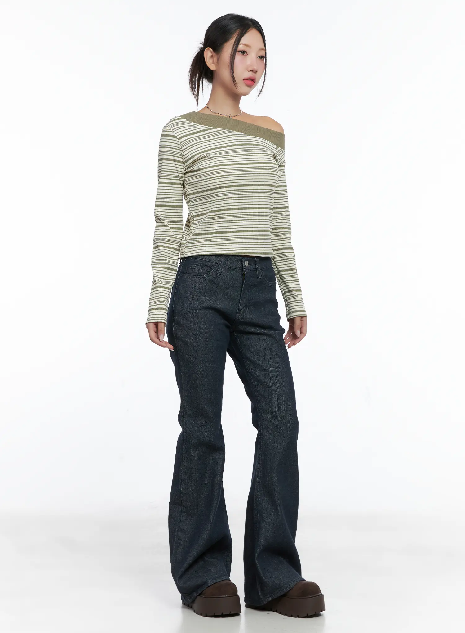 Kinley Flare Jeans CS502 - Image 5