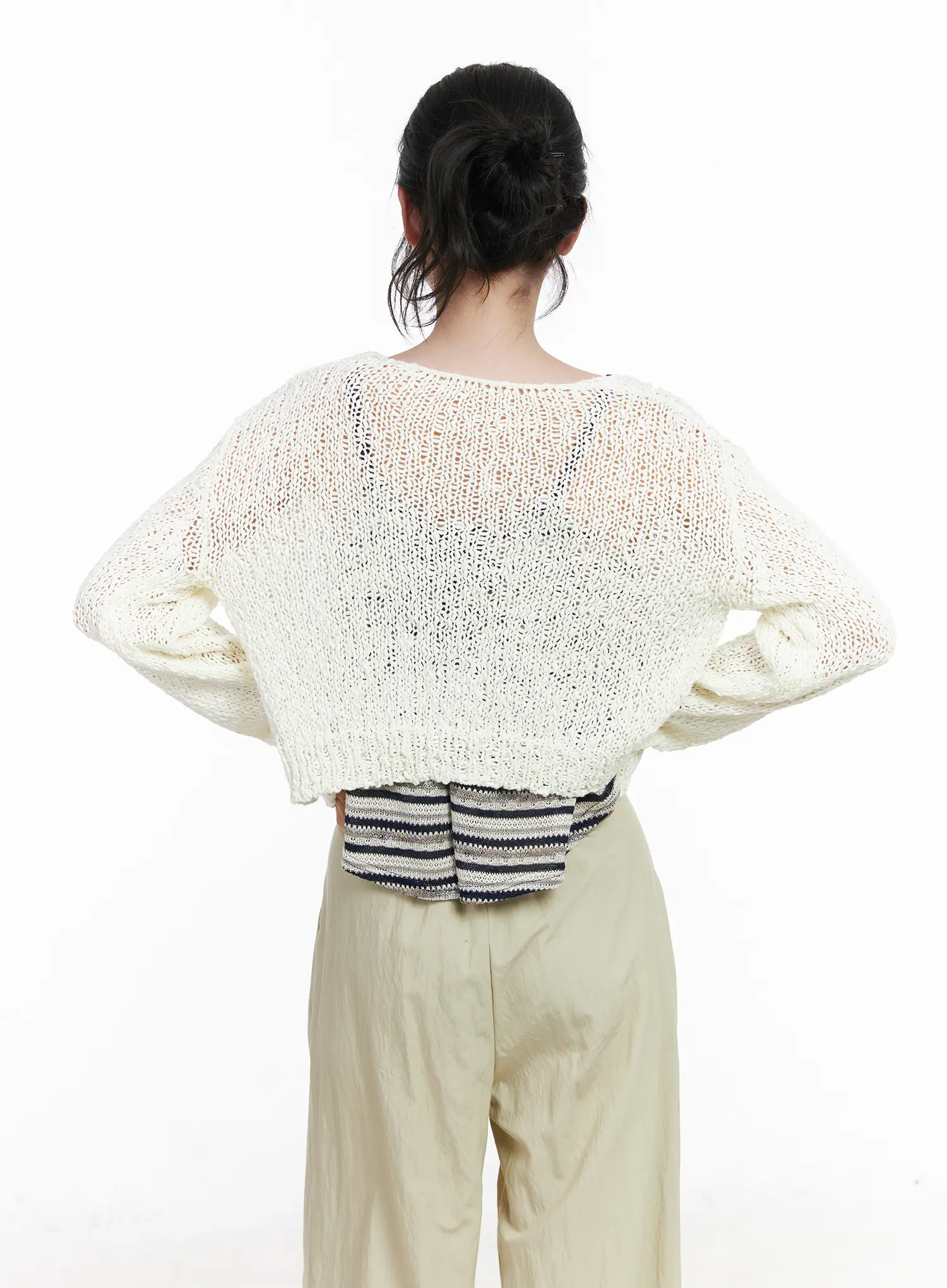 Knitted Crop Cardigan CA509 - Image 9