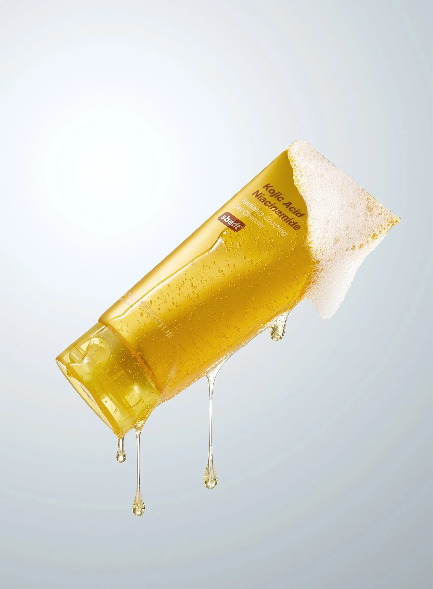 Kojic Acid Niacinamide Radiance Soothing Gel Cleanser (120g) - Image 2
