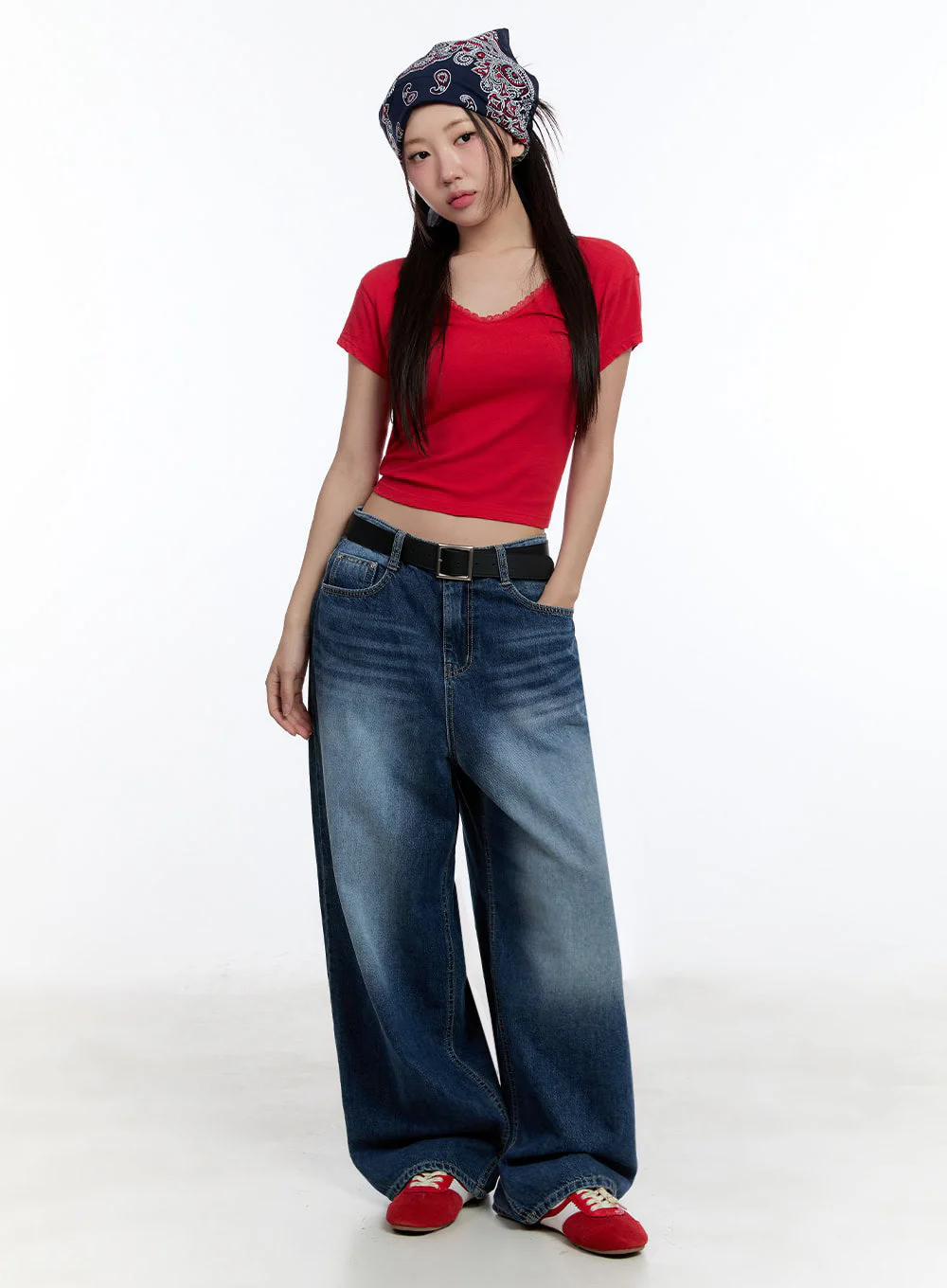 Lace Backless Crop Top IU503 - Image 2