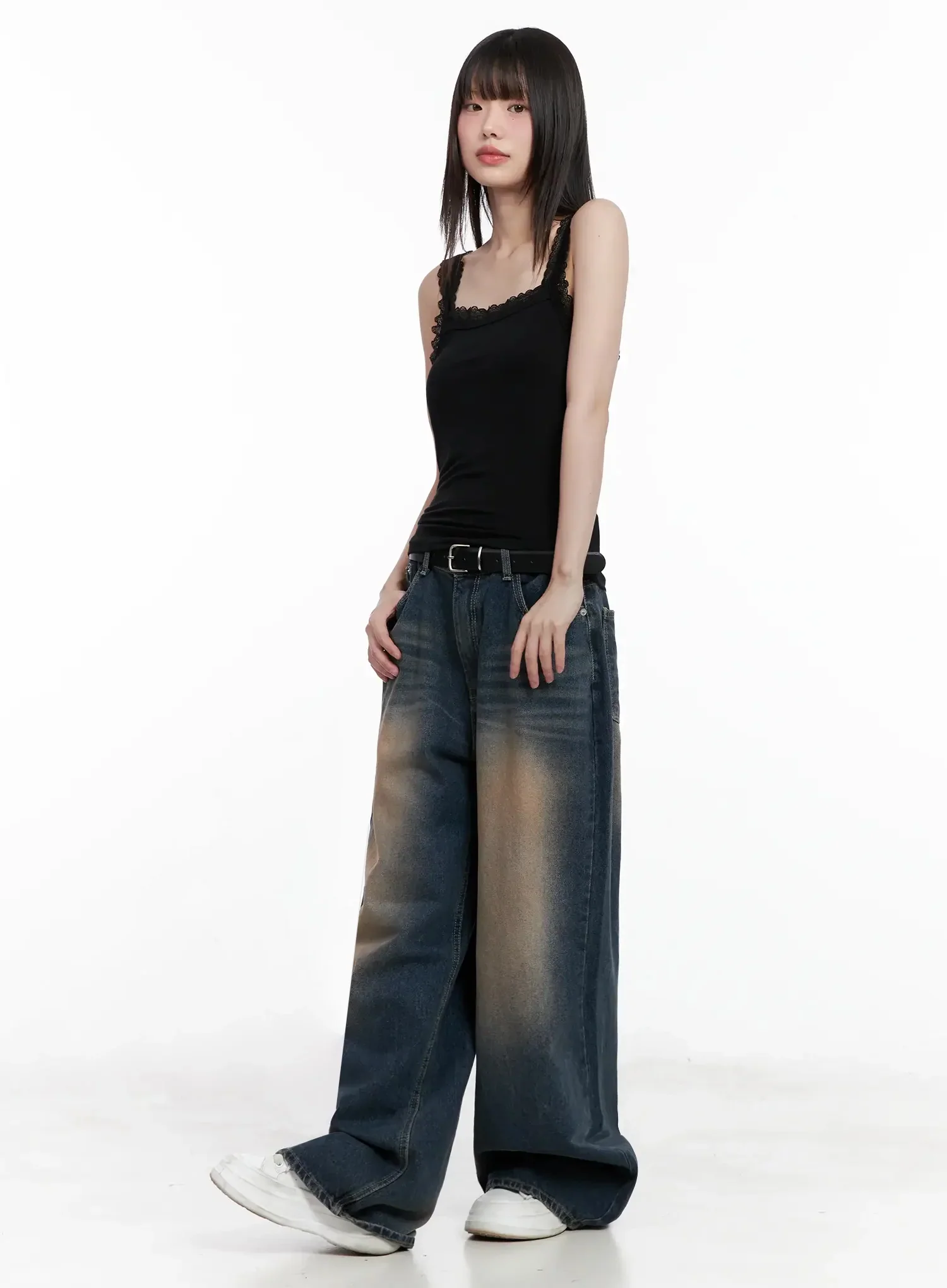 Lace-Trim Sleeveless Tank Top IL531 - Image 12