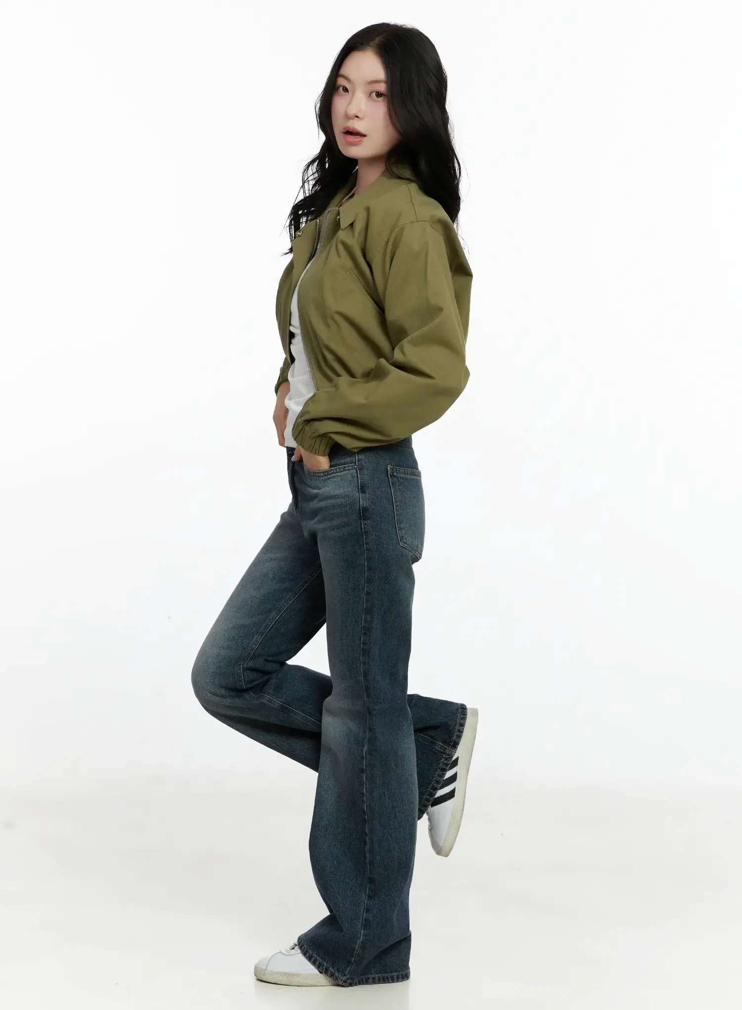 Lainey Vintage Wash Bootcut Jeans F502 - Image 5