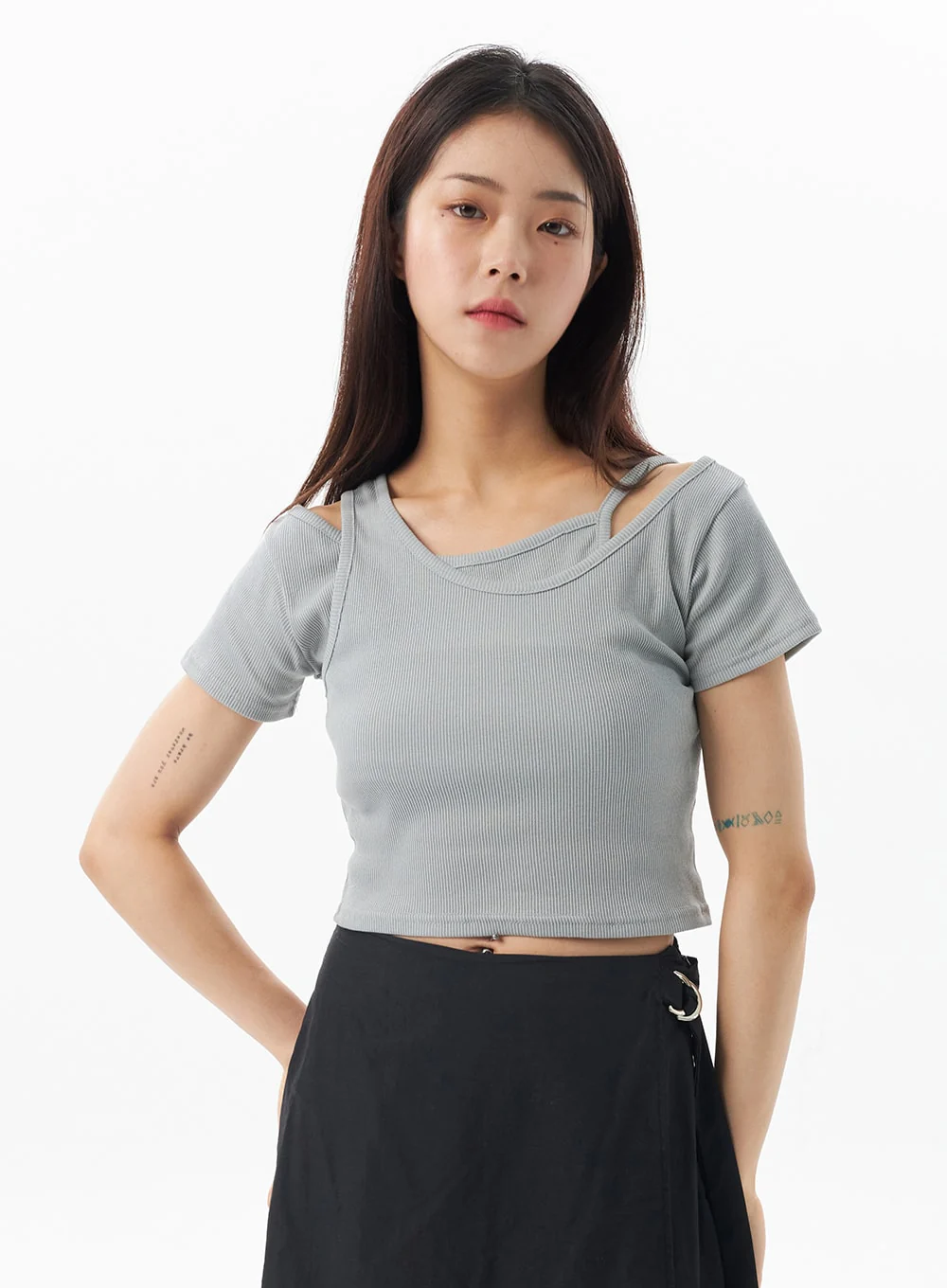 Layered Cropped Tee OU319 - Image 4