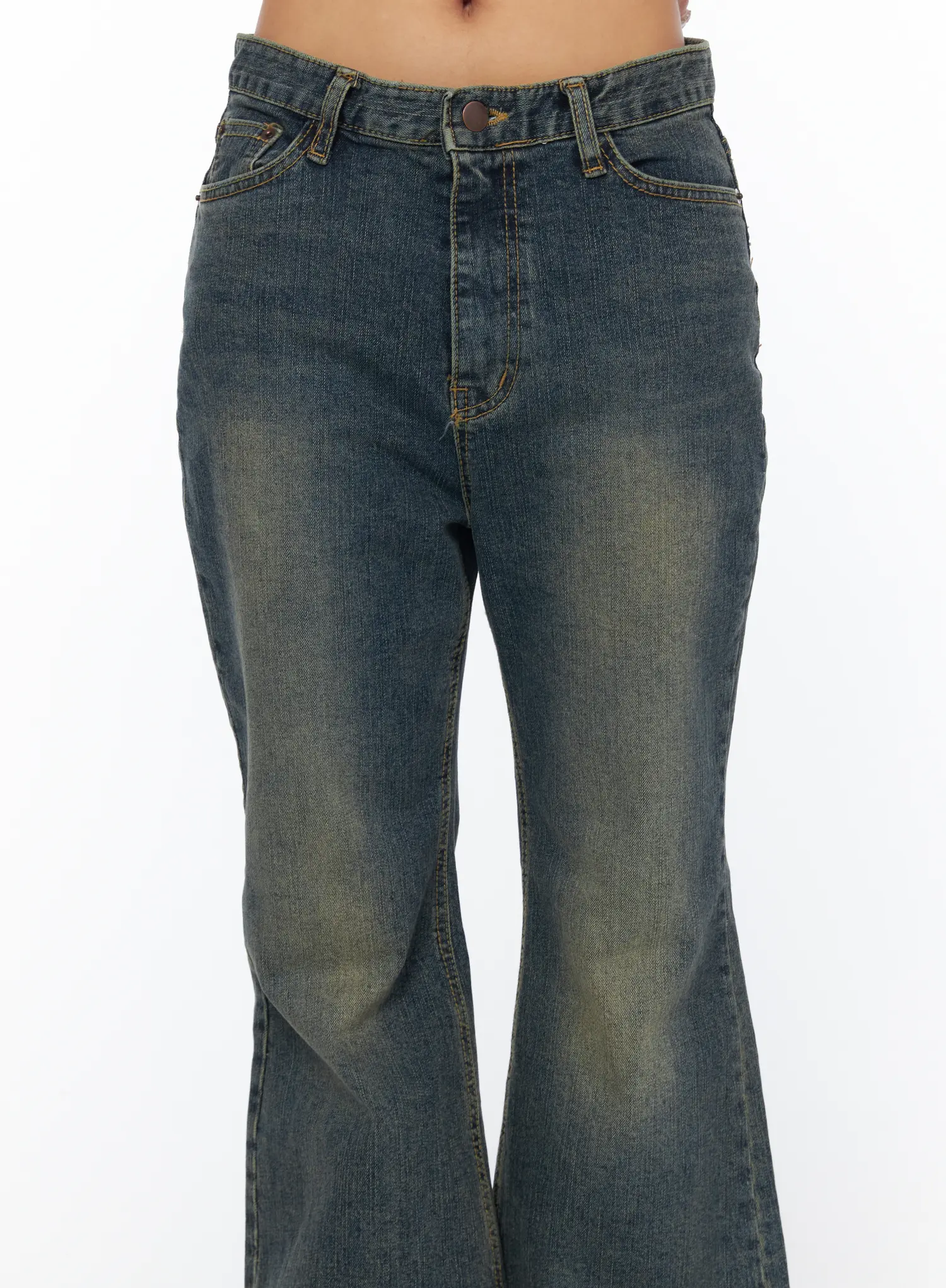 Legacy Washed Flare Jeans CA517 - Image 8