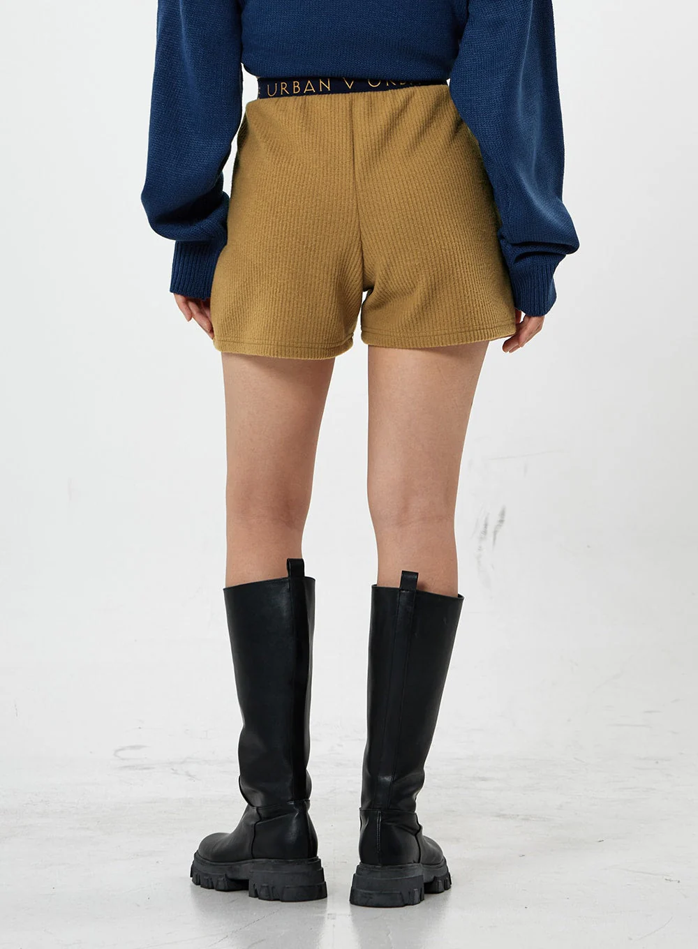 Lettering Bending Pants CS21 - Image 6