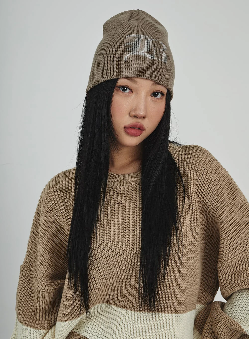 Lettering Detail Beanie Hat CD01 - Image 3