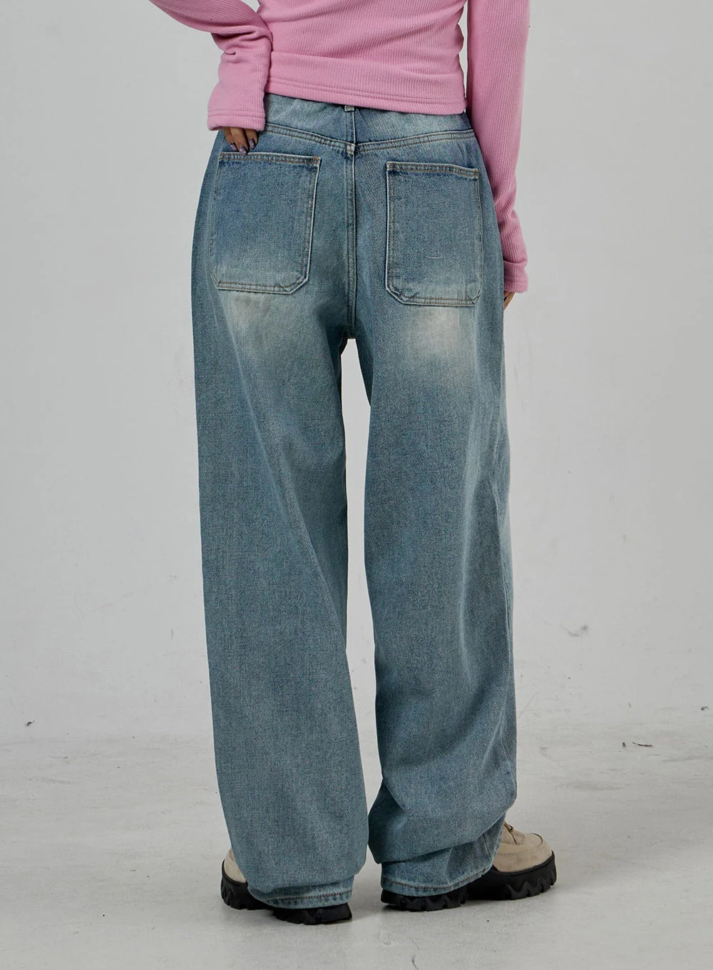Light Wash Baggy Jeans Unisex CD26 - Image 6