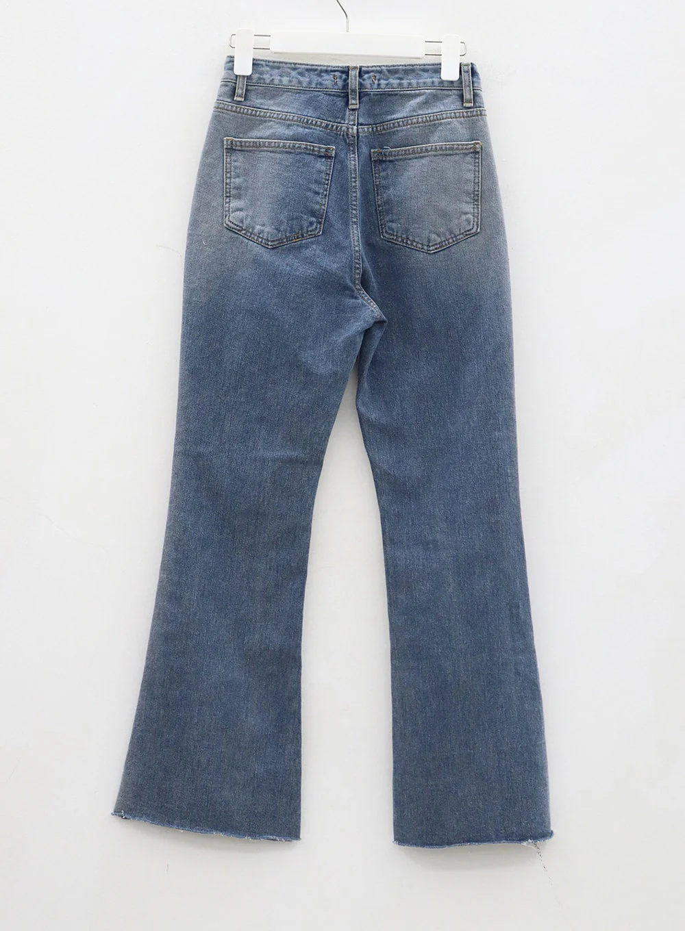 Light Washed Bootcut Jeans OD27 - Image 19