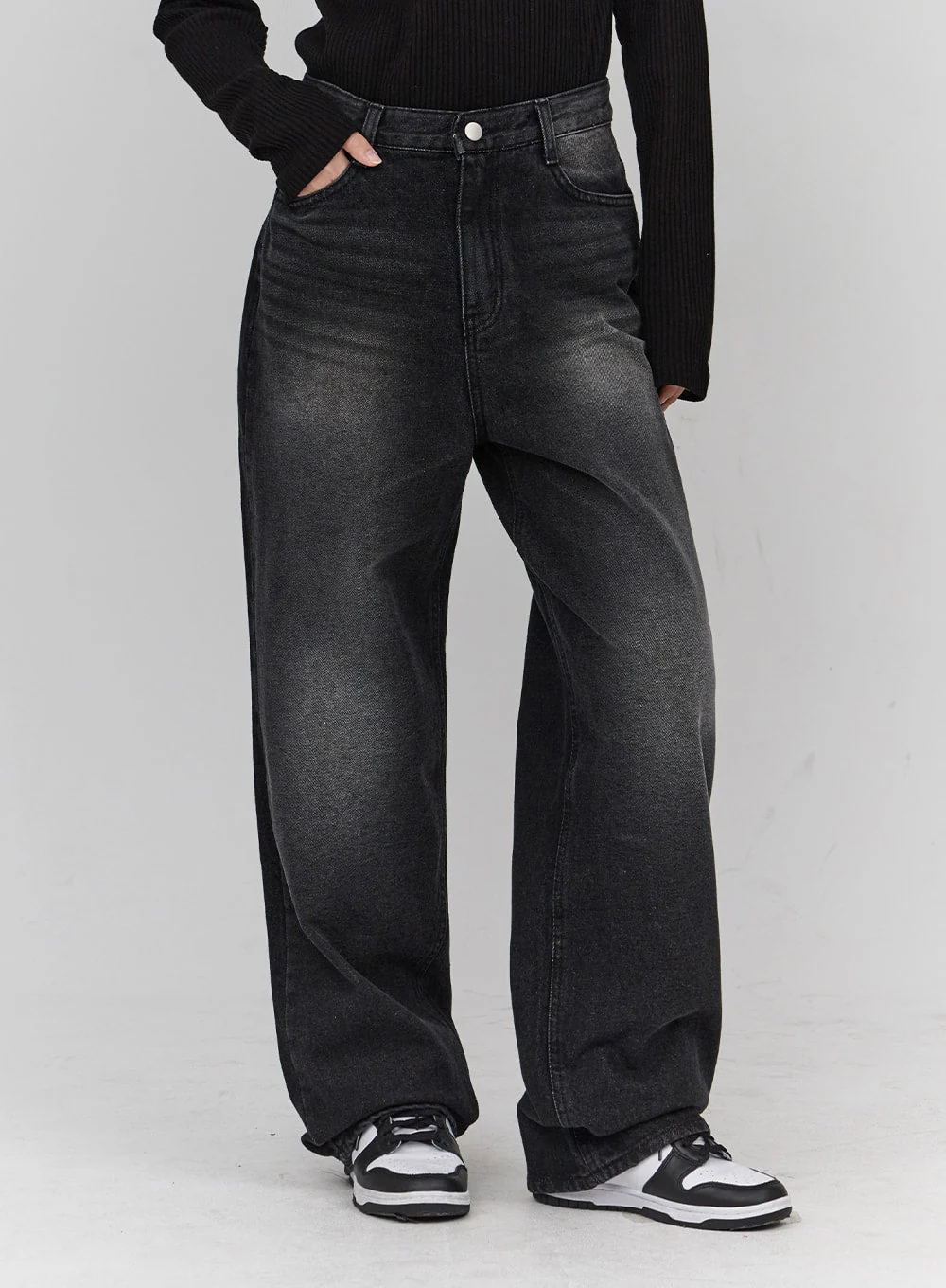 Light Washing Wide Leg Black Jeans CN23 - Image 9
